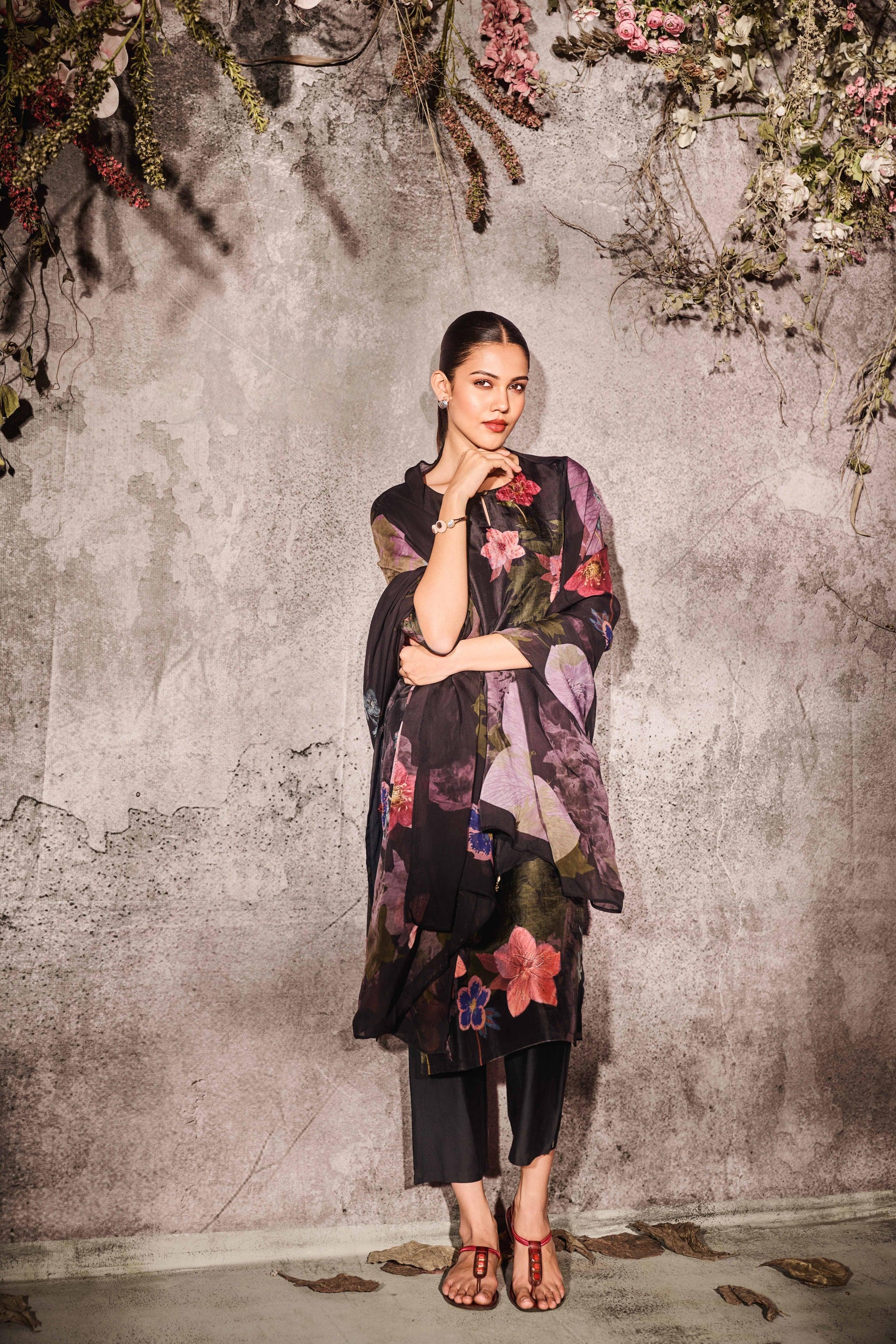Black Muslin Kurta Set with Floral Print & Dupatta | Mokshaa