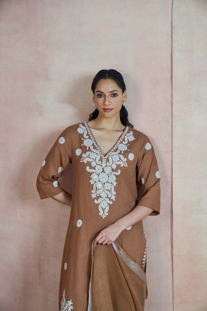 Tobacco Brown Linen Kurta Set with Thread Embroidery and Appliqué