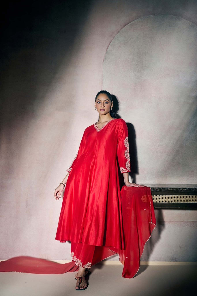 Scarlet Red Silk Kurta Set with Ivory Embroidered Detailing