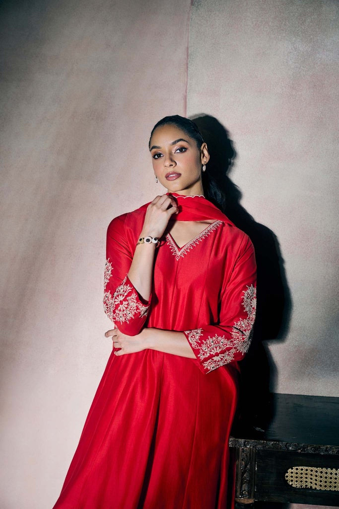 Scarlet Red Silk Kurta Set with Ivory Embroidered Detailing