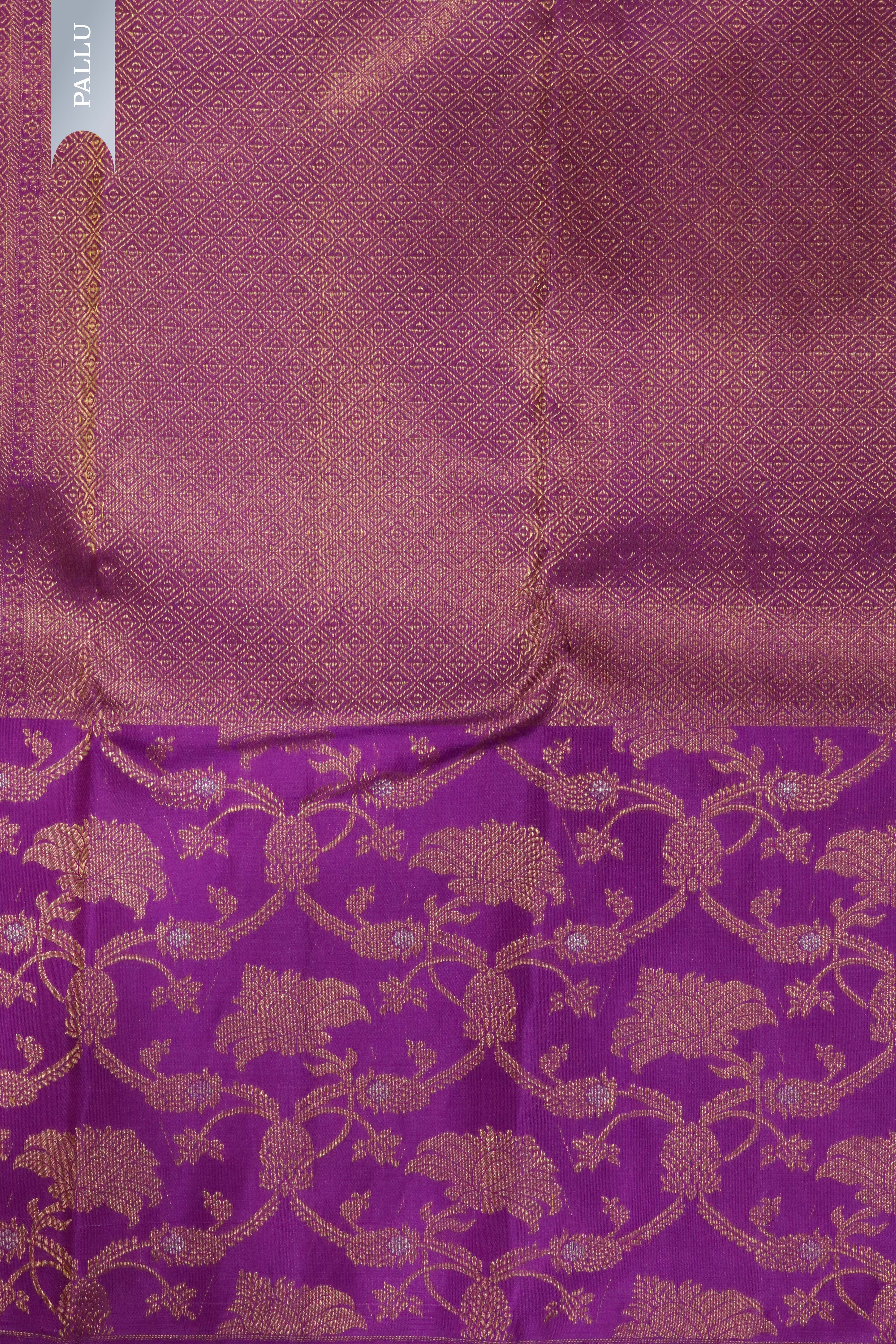 Onion Pink Kanchipuram Silk Saree with Self Zari Weaving and Contrast Zari Jaal Border