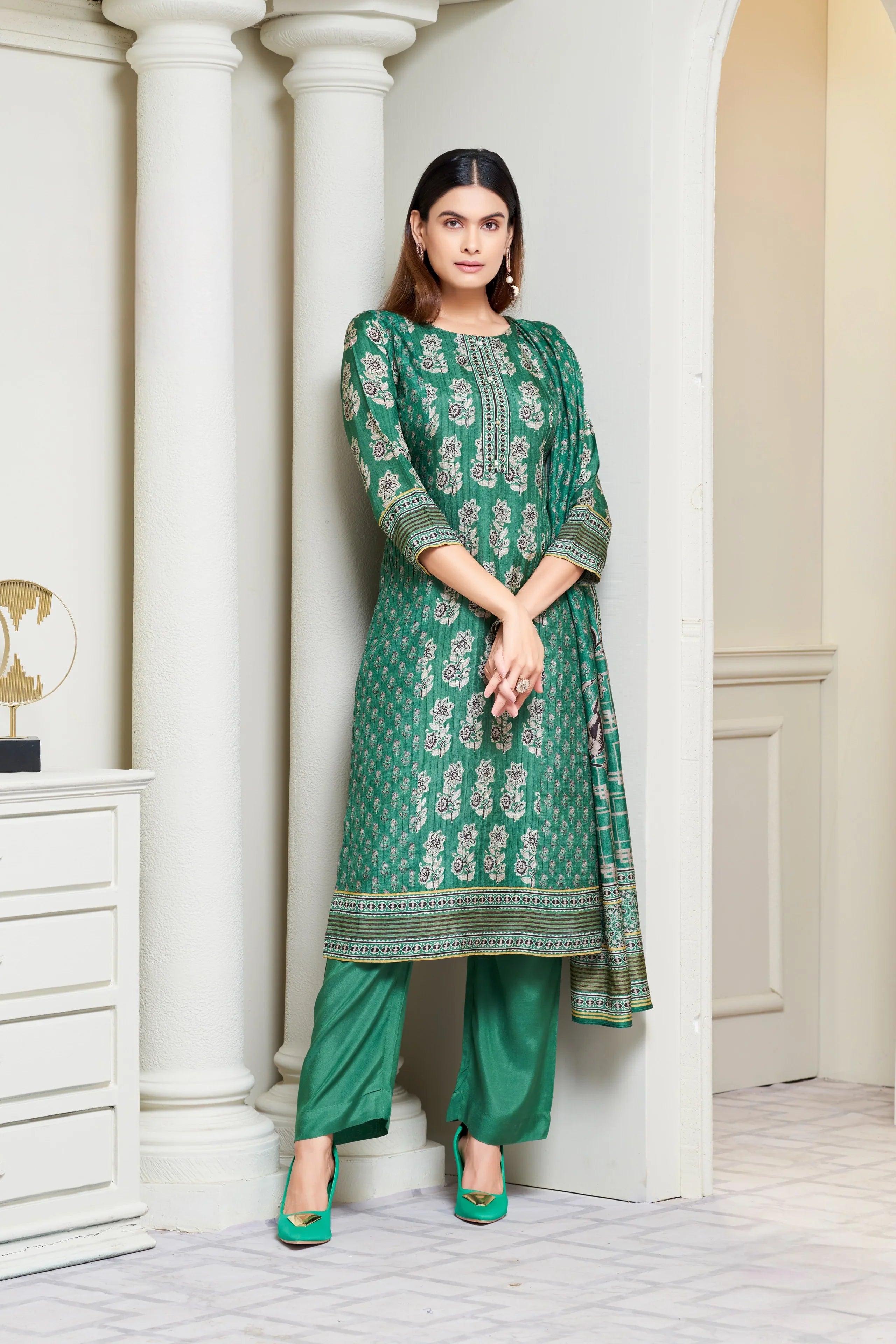 Emerald Green Printed Silk Blend Kurta Set with Statement Dupatta | Mokshaa