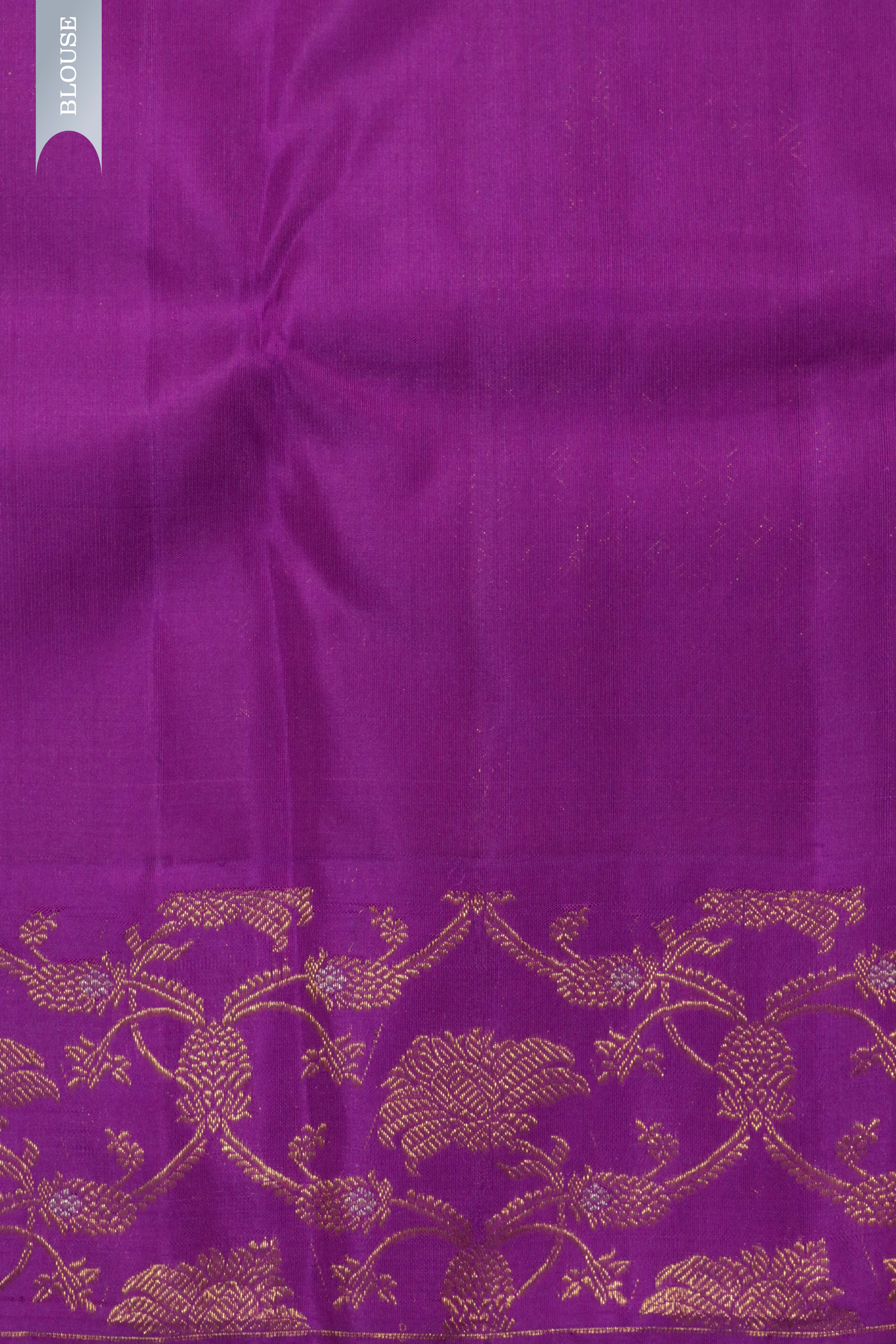Onion Pink Kanchipuram Silk Saree with Self Zari Weaving and Contrast Zari Jaal Border