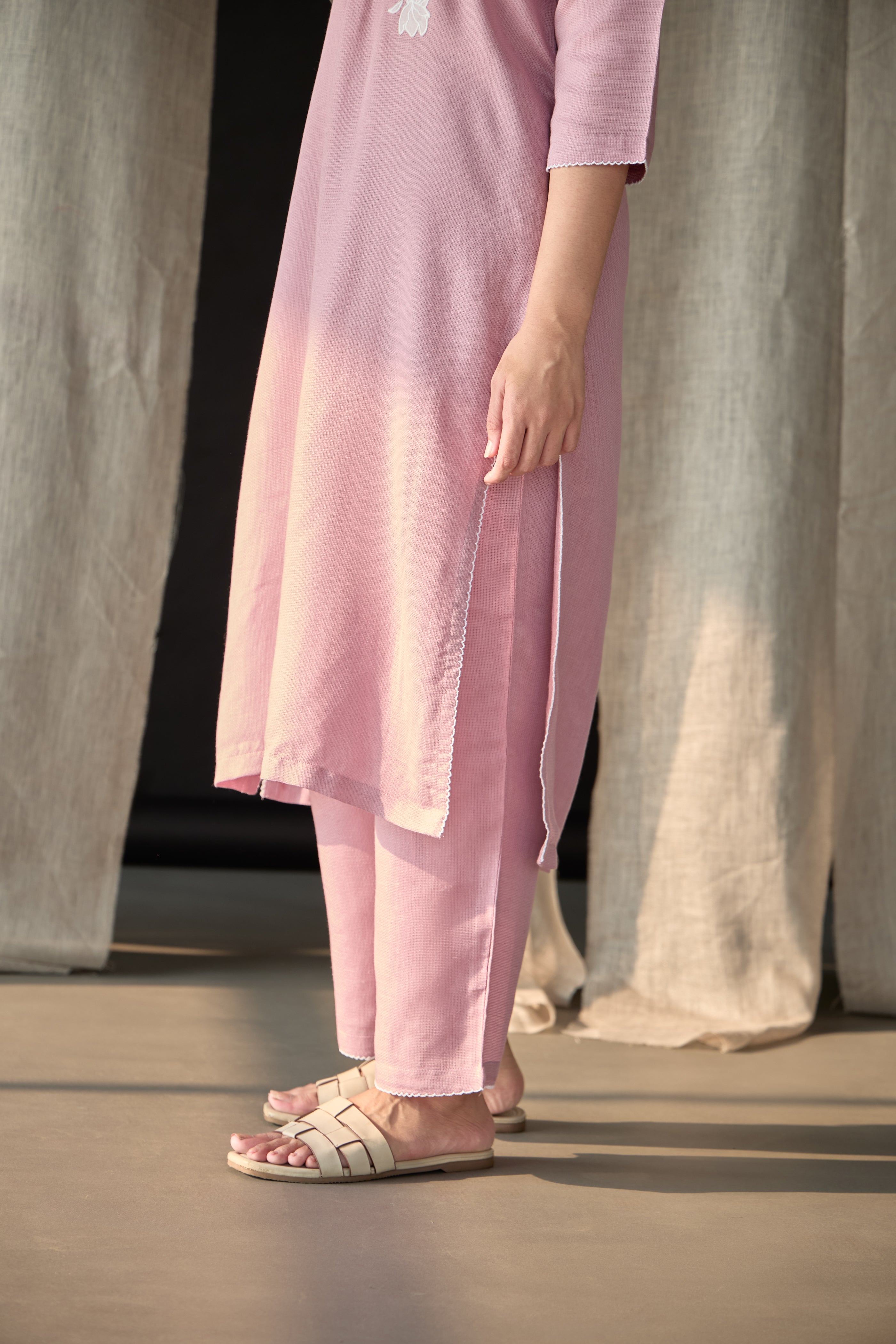 Blossom Pink Applique Linen Kurta Set - Mokshaa