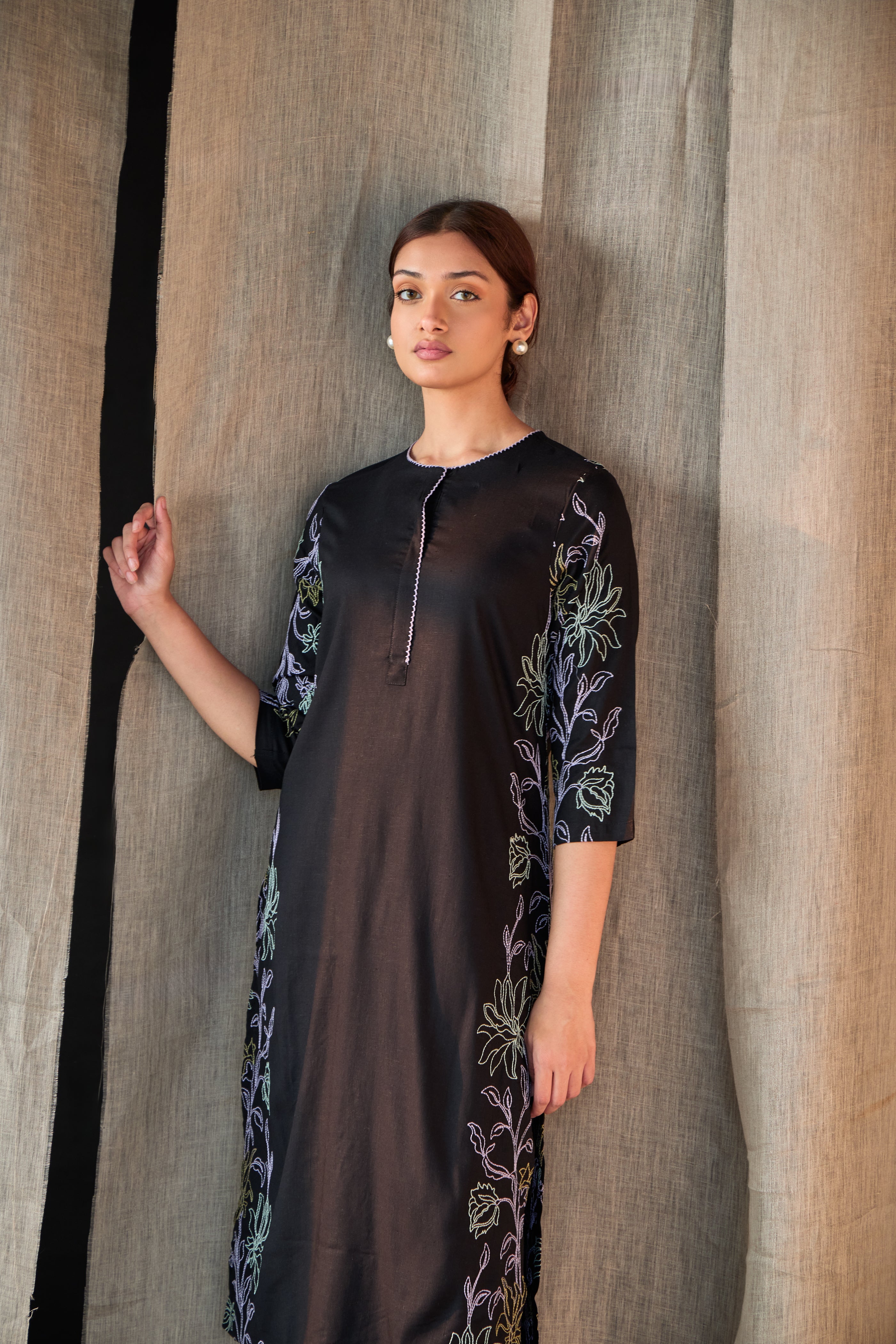 Black Embroidered Tencel Kurta Set - Mokshaa