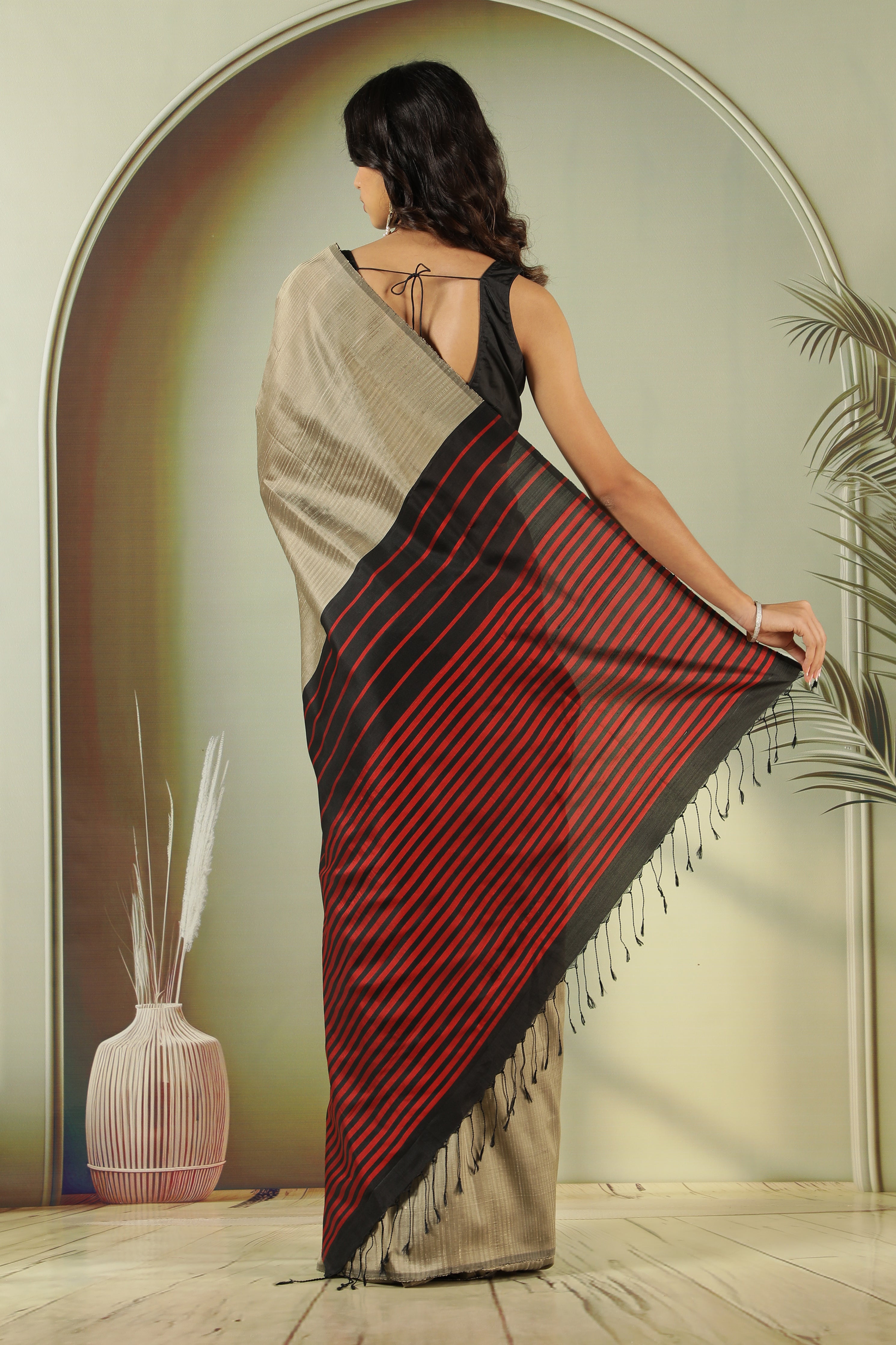 Grey Soft Silk Saree with Contrast Pallu