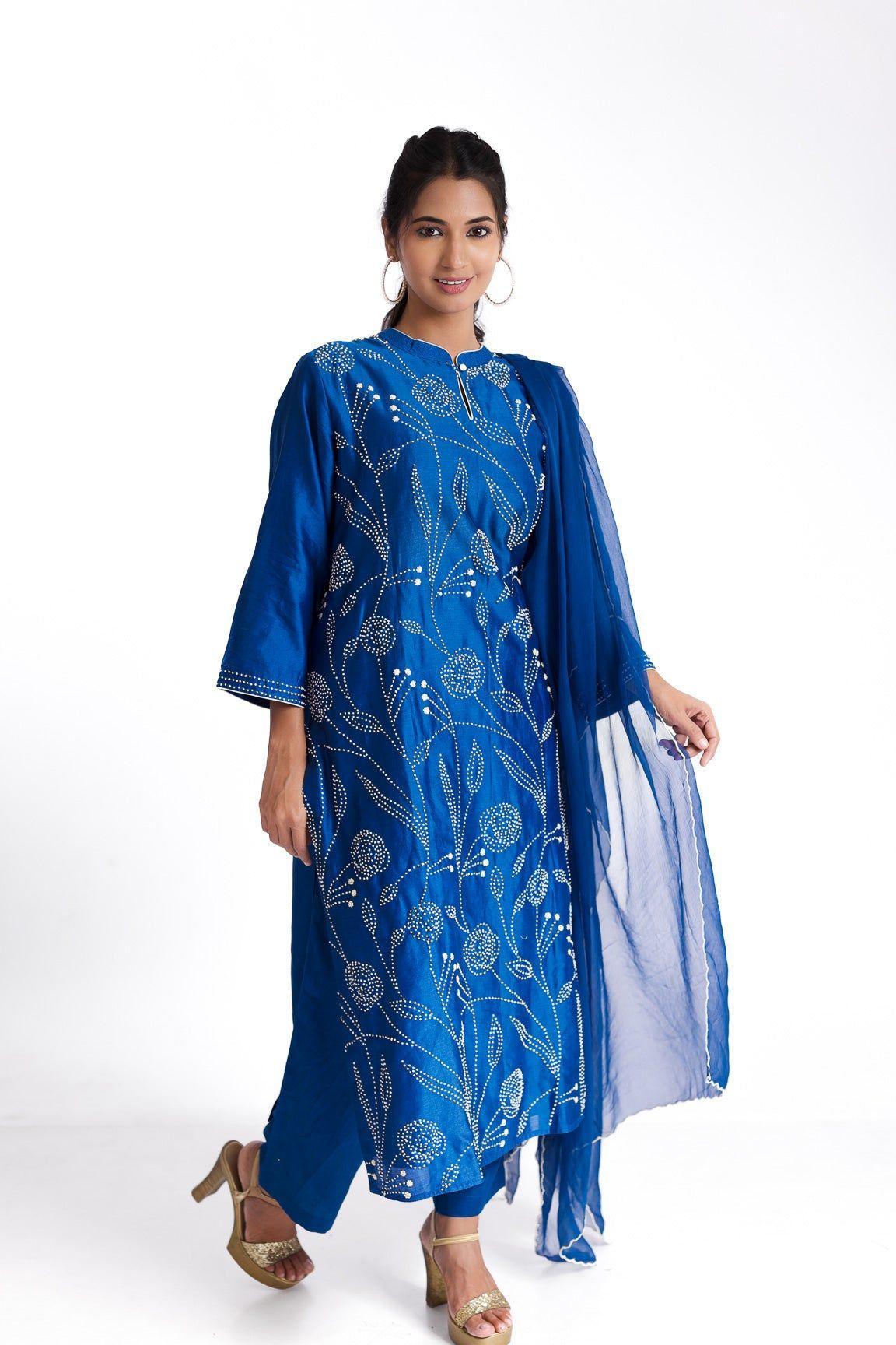 Blue silk kurta set - Mokshaa