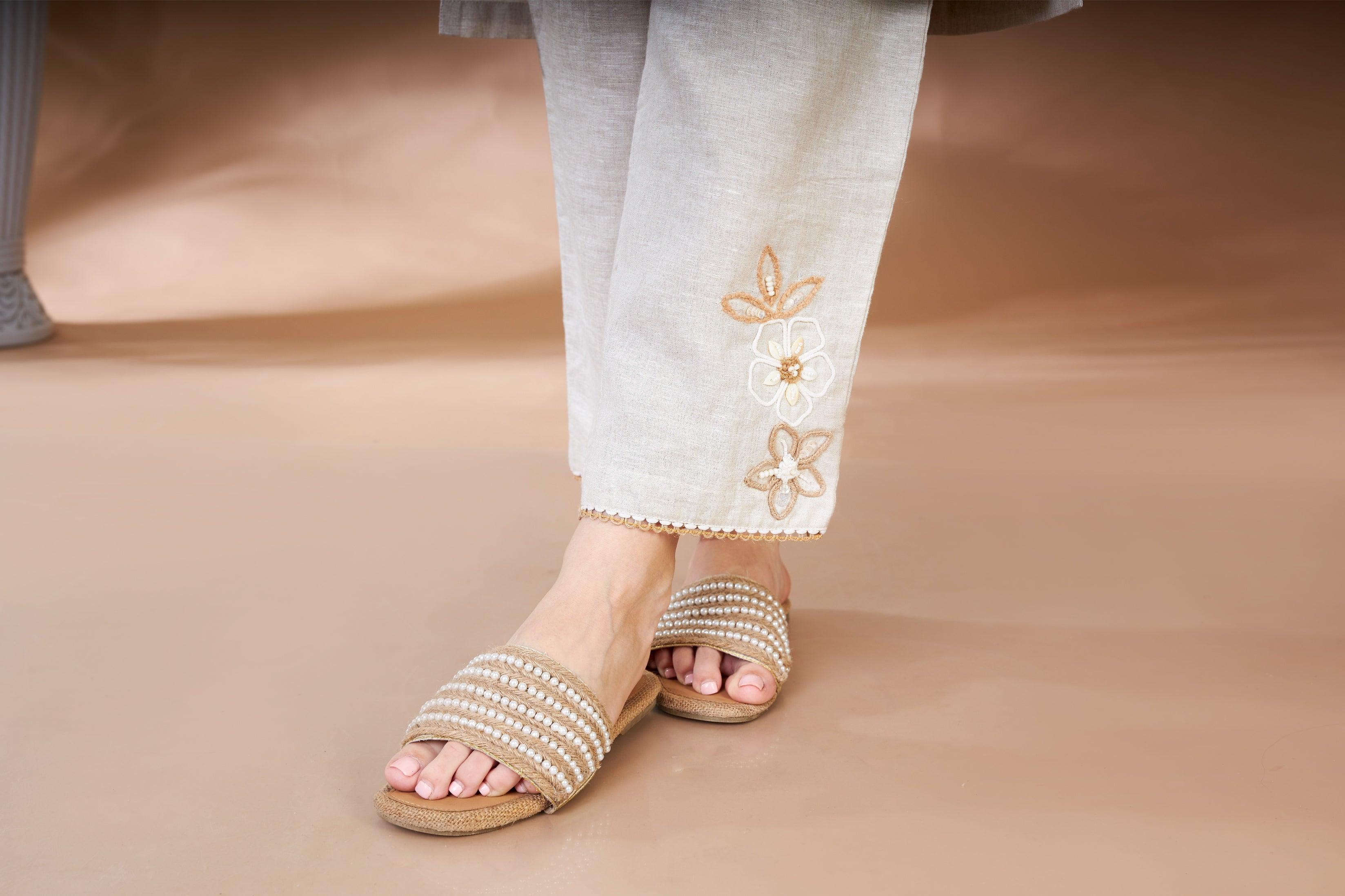 Linen Shore Kurti Set.