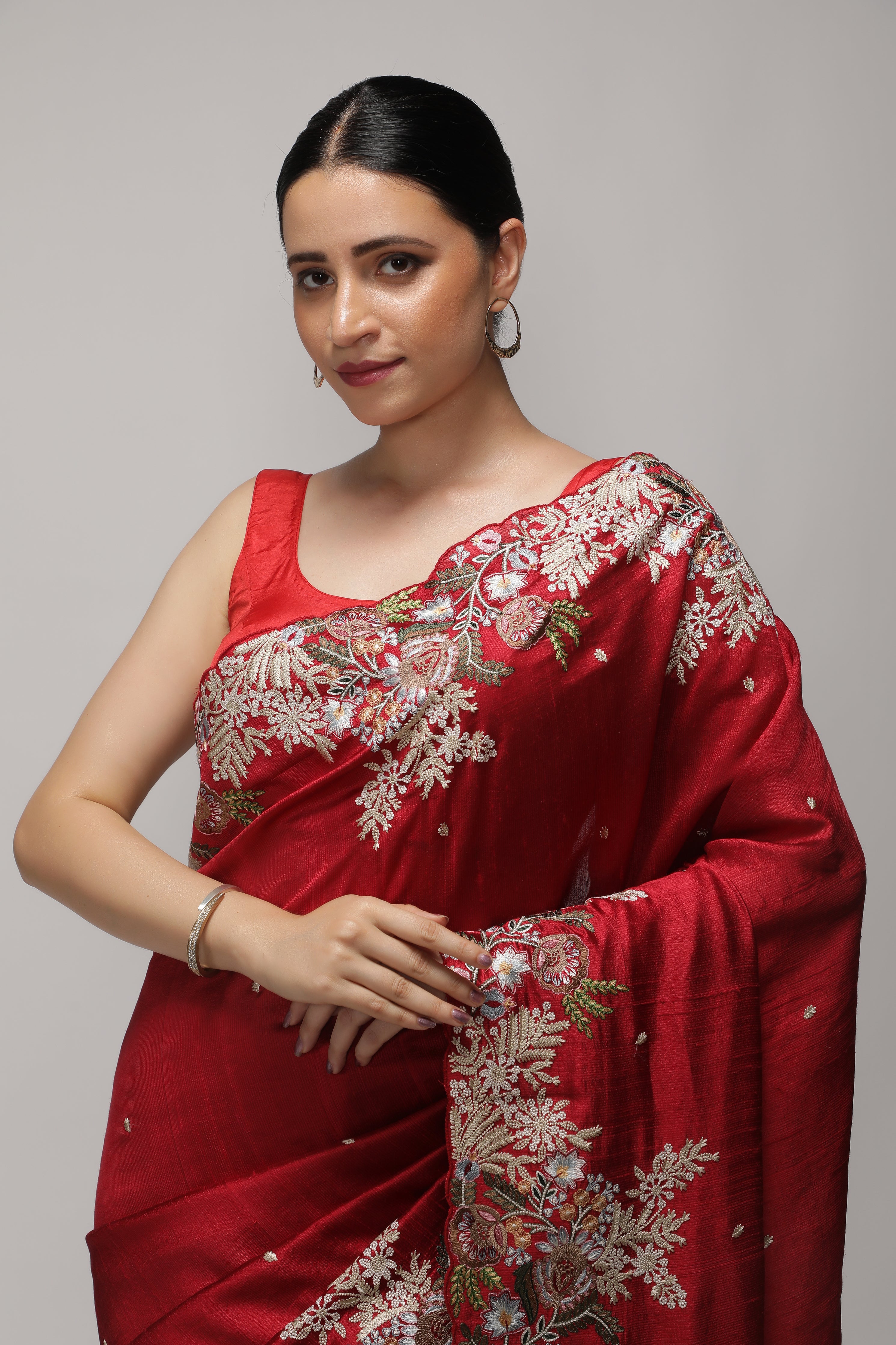 Red Handloom Tussar Saree with Contrast Embroidery Scallop Border