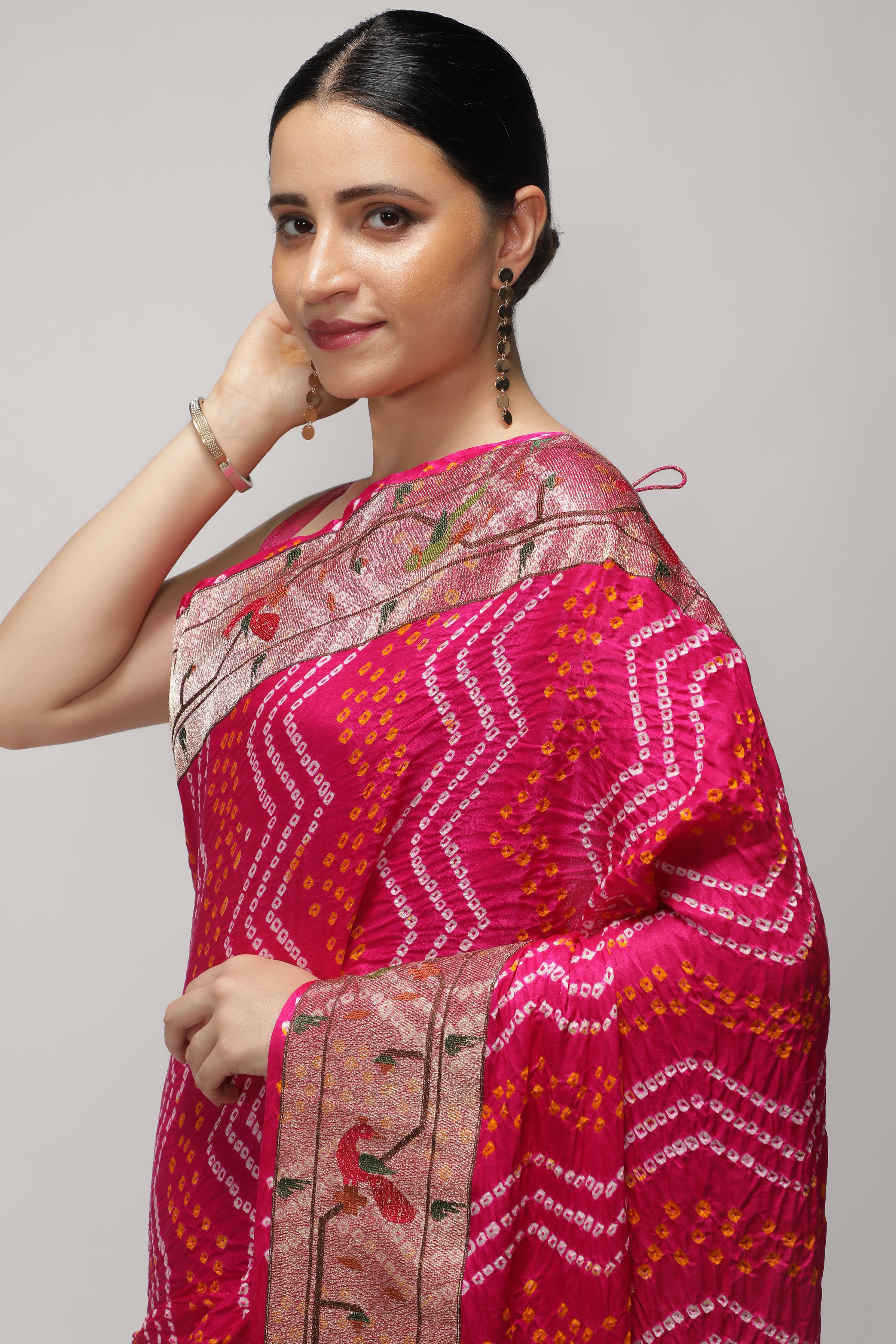 Shaded Rani Pink & Purple Bandni Saree with Paithani Border