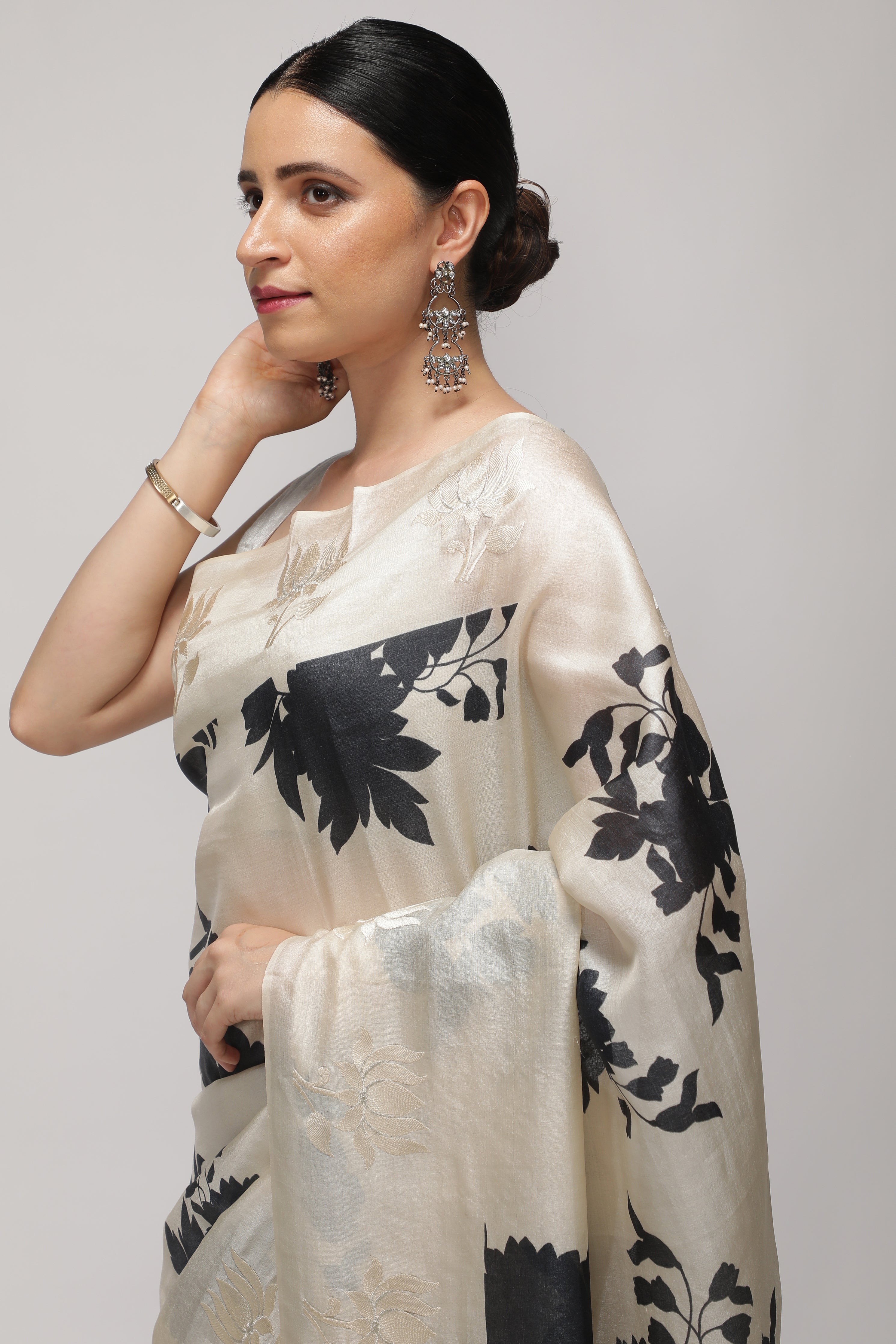 Off White Tussar Saree with All-Over Floral Print & Contrast White Thread Work Border