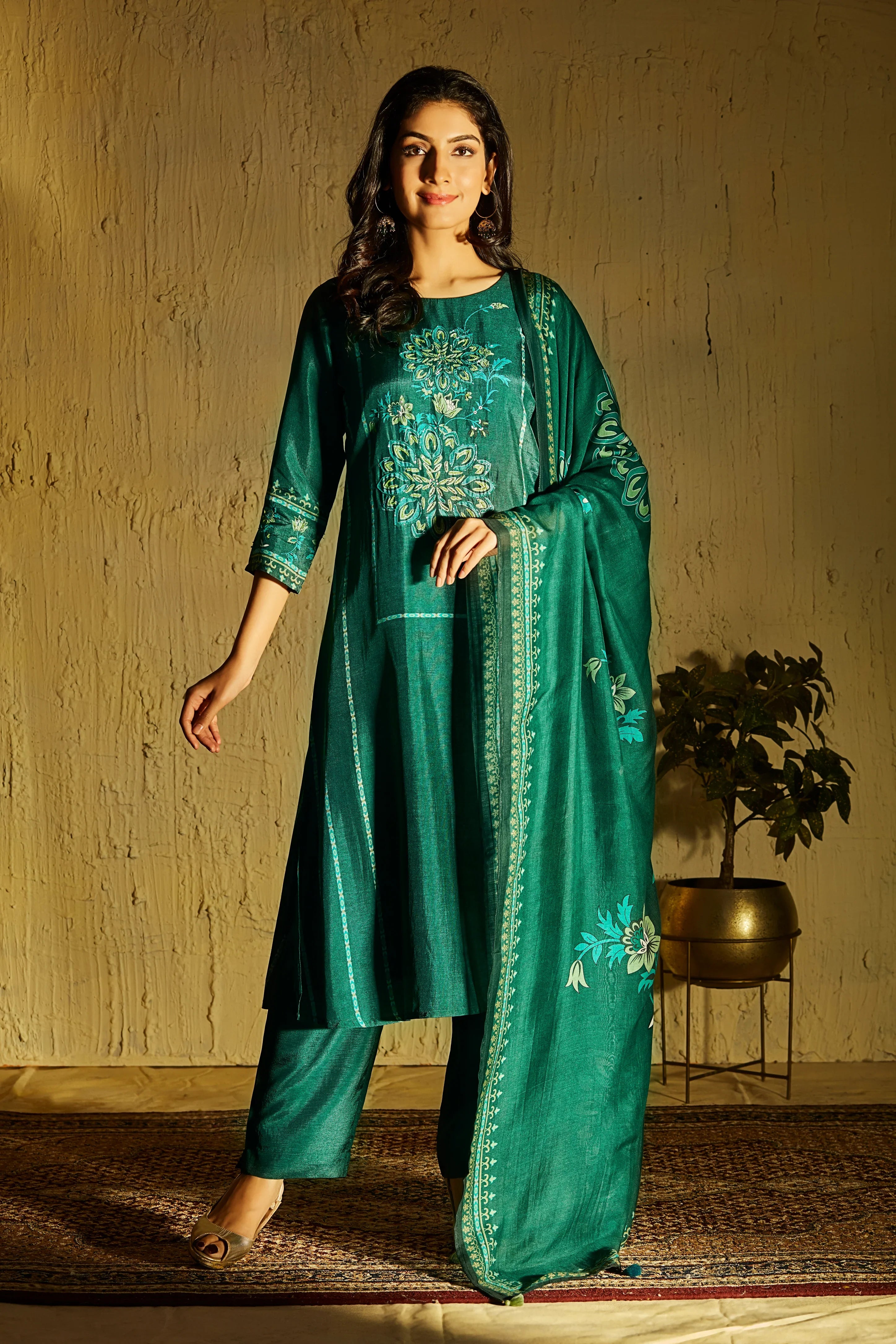 Emerald Green Crepe Suit Set with Floral Embroidery | Mokshaa