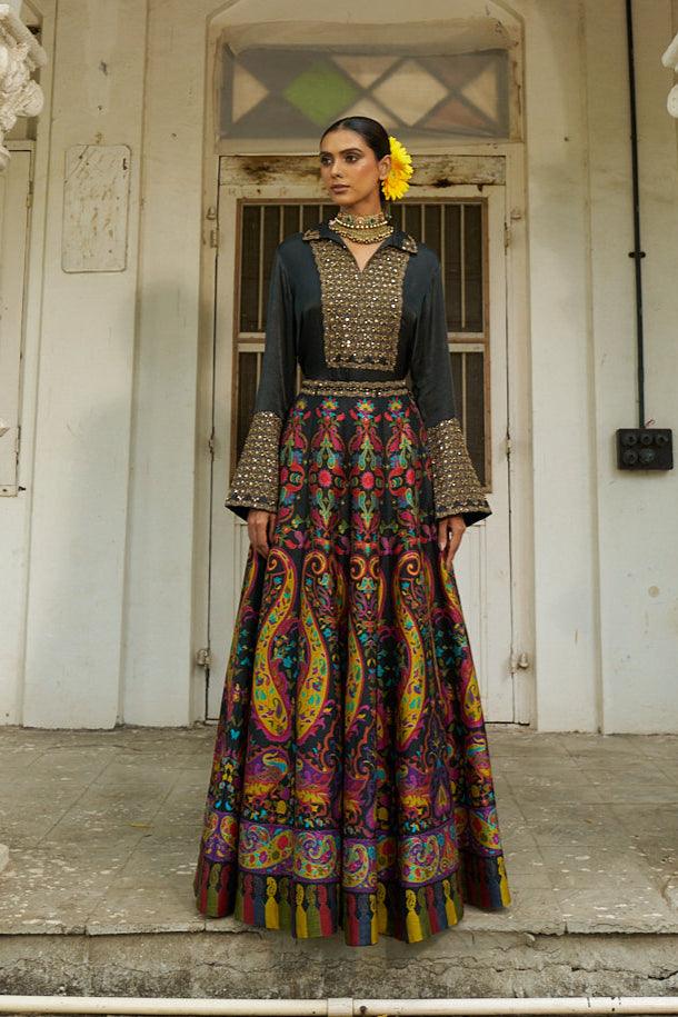 Haldi & Mehendi Special Suits: Colors, Fabrics & Designs That Shine