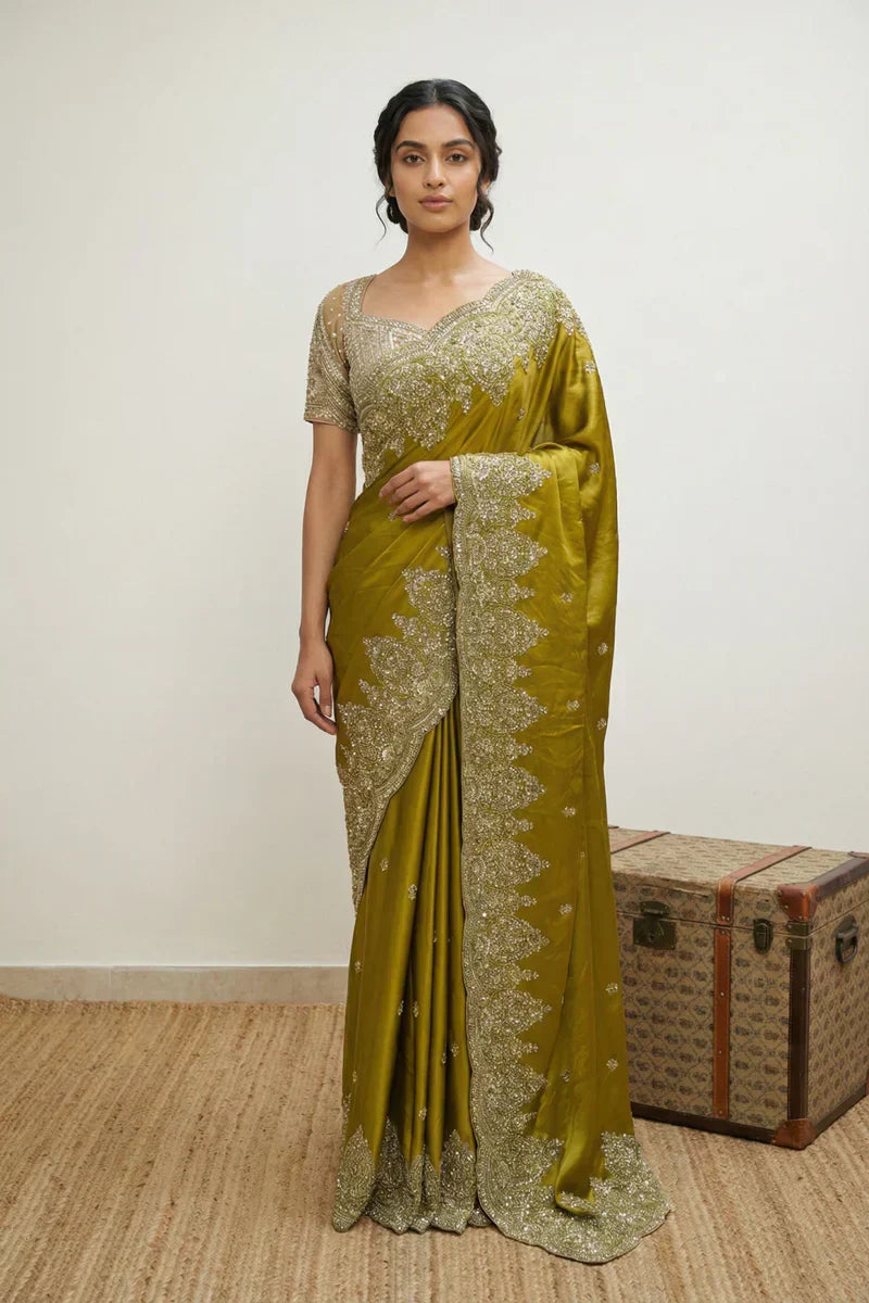Lehenga vs Saree: Which Is Better for Your Wedding Day? - Mokshaa