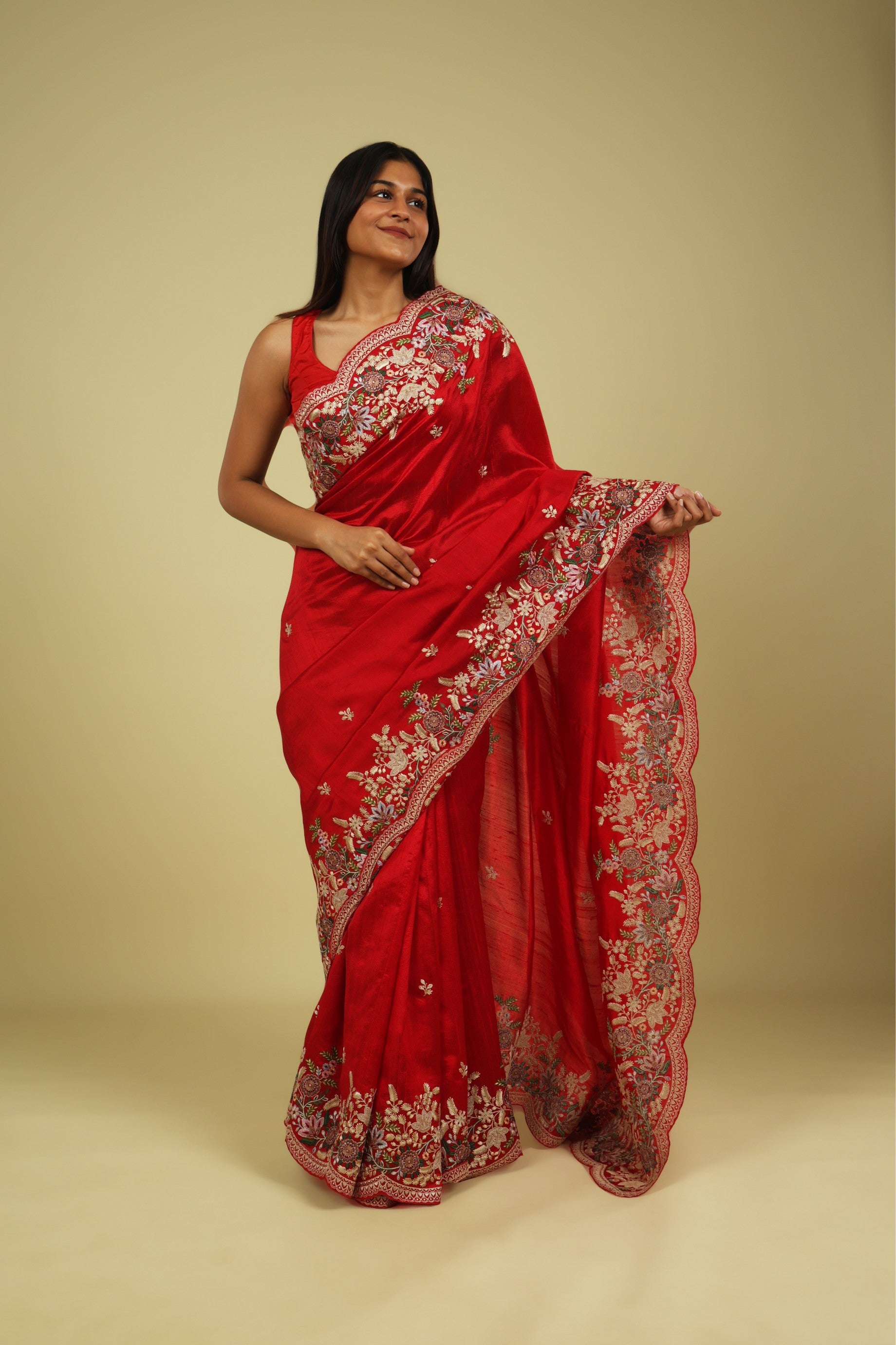 Red Handloom Tussar Saree with Thread Work Motifs & Multi-Thread Border