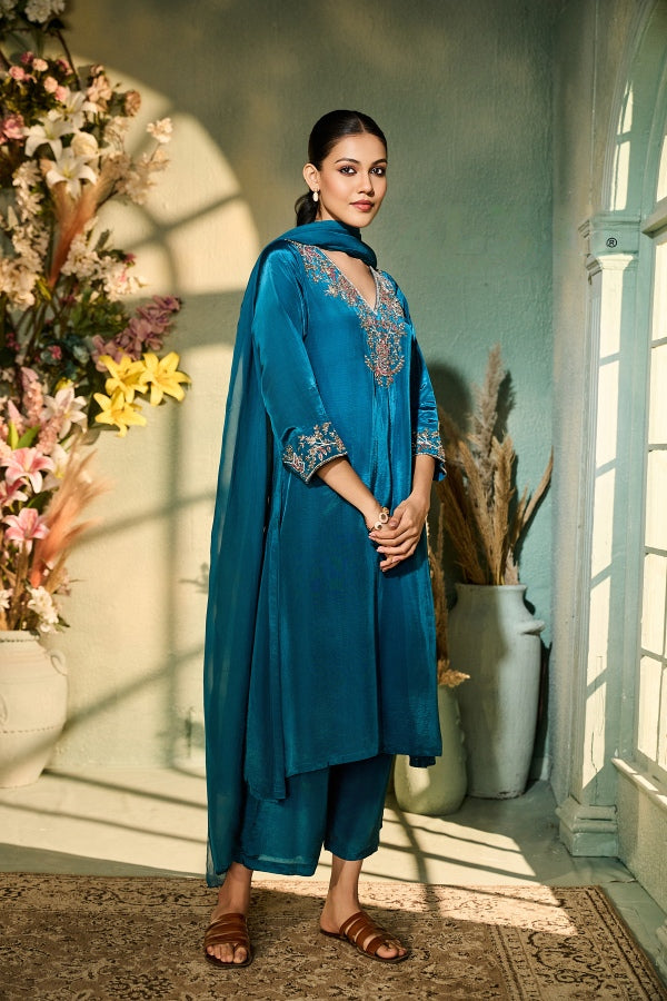 Teal Crepe Kurta Set with Intricate Antique-Gold Embroidery & Dupatta