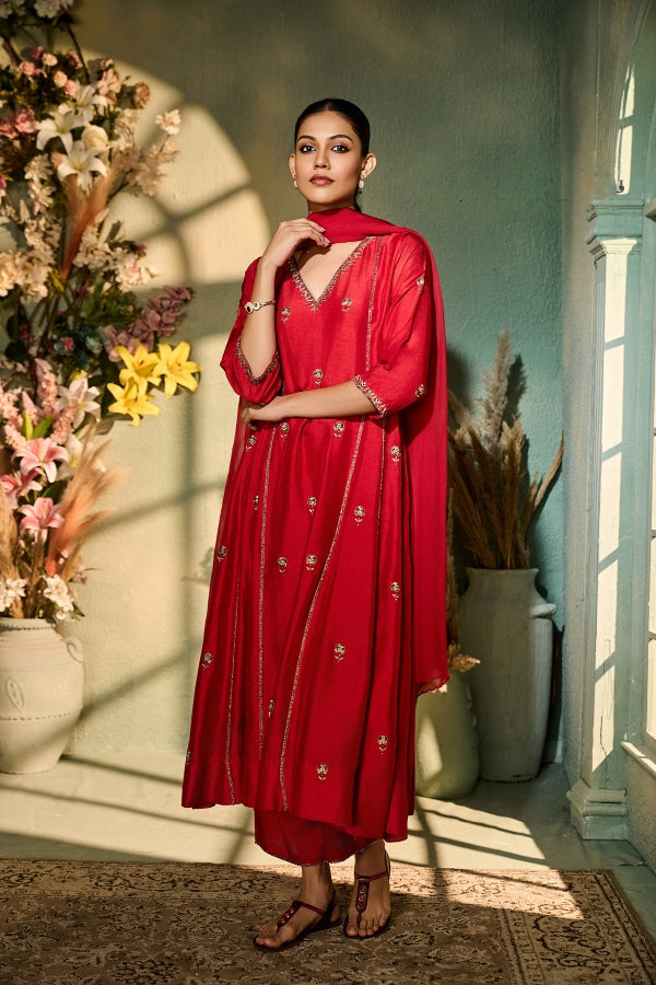 Red Silk Kurta Set with Gold Embellishment & Dupatta