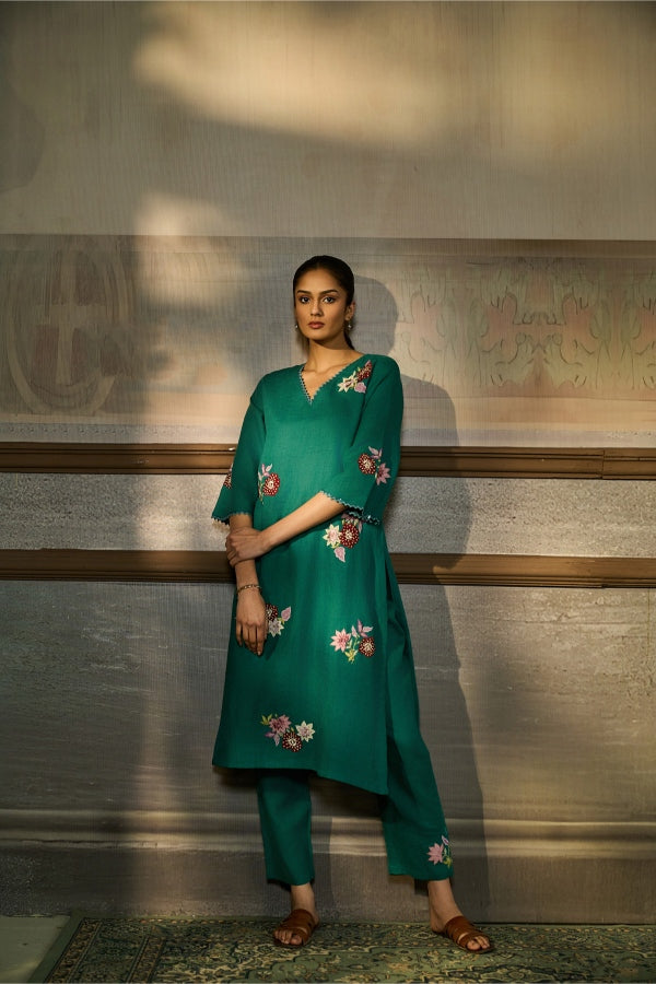 Emerald Green Floral Embroidered Kurta Set