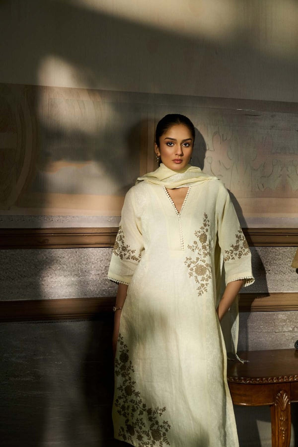 Ivory Linen Kurta Set with Thread Embroidery