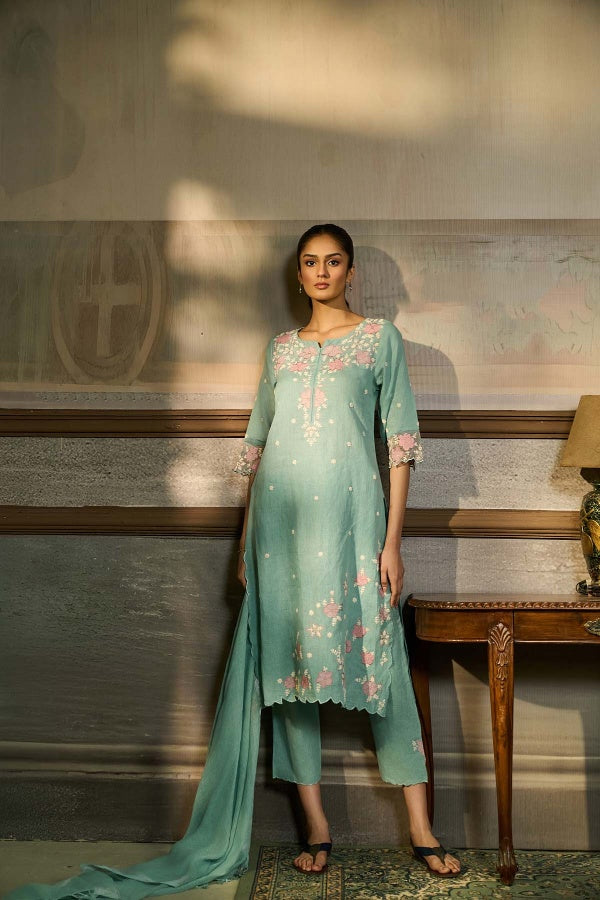 Powder Blue Linen Kurta Set with Floral Thread Embroidery
