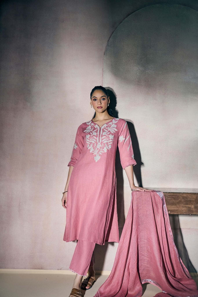 Dusty Rose Linen Kurta Set with Thread Embroidery and Appliqué