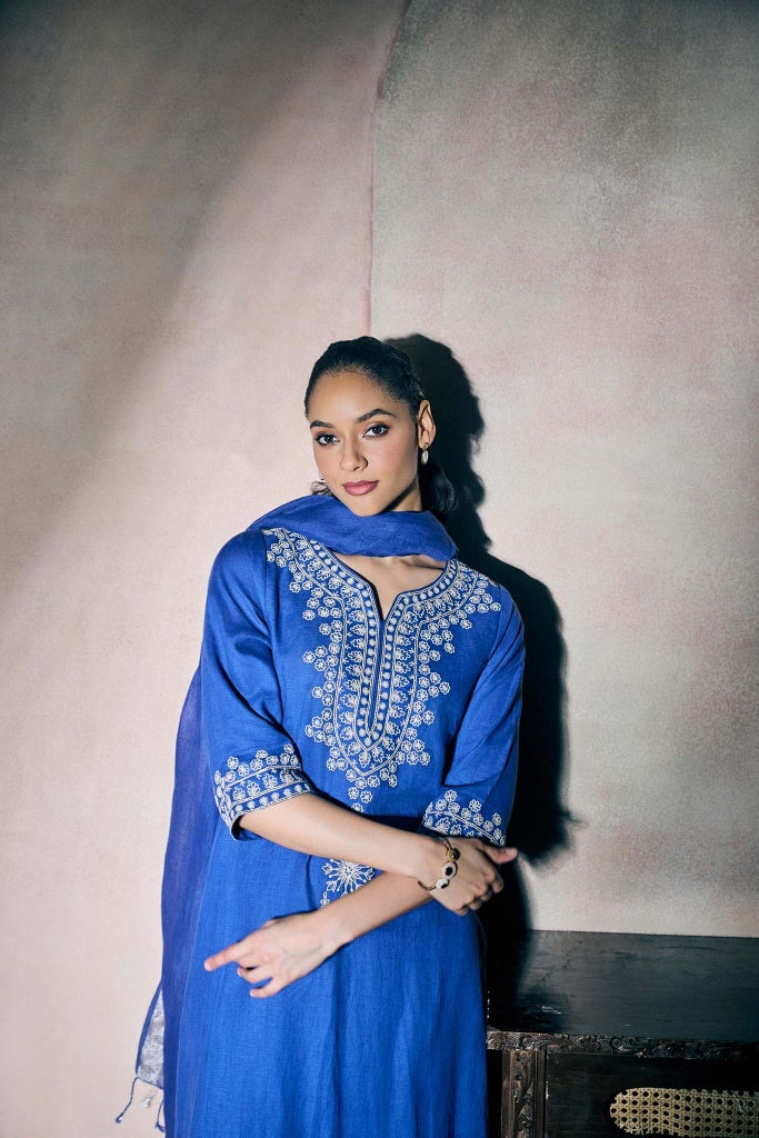 Royal Blue Linen Kurta Set with Ivory Thread Embroidery