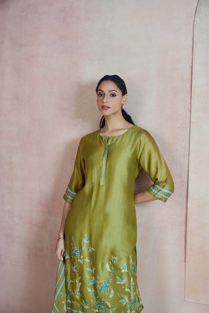 Olive Green Silk Kurta Set with Floral Print and Highlights