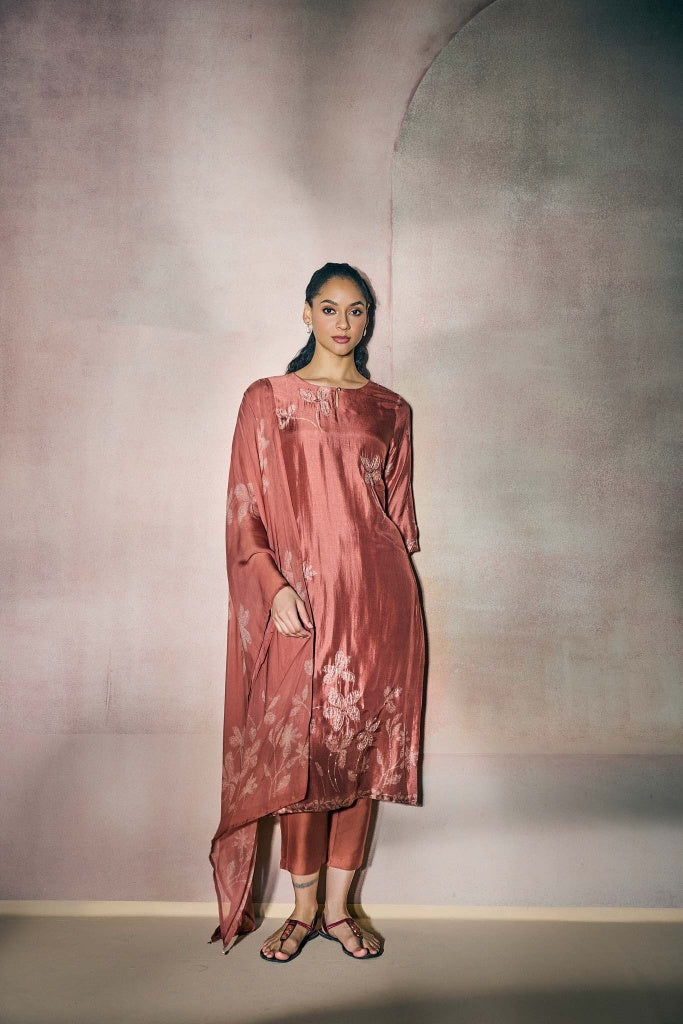 Rosewood Pink Muslin Kurta Set with Floral Print and Highlights