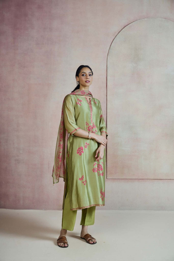 Moss Green Silk Kurta Set with Floral Thread Embroidery