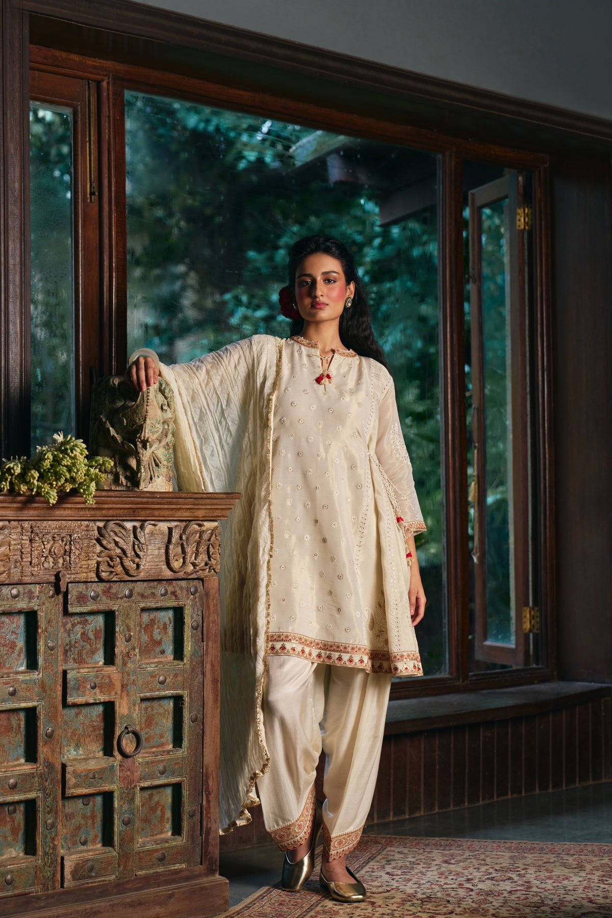 Ivory Tissue Chanderi Kurta Set with Chikankari Thread Work and Tulip Salwar