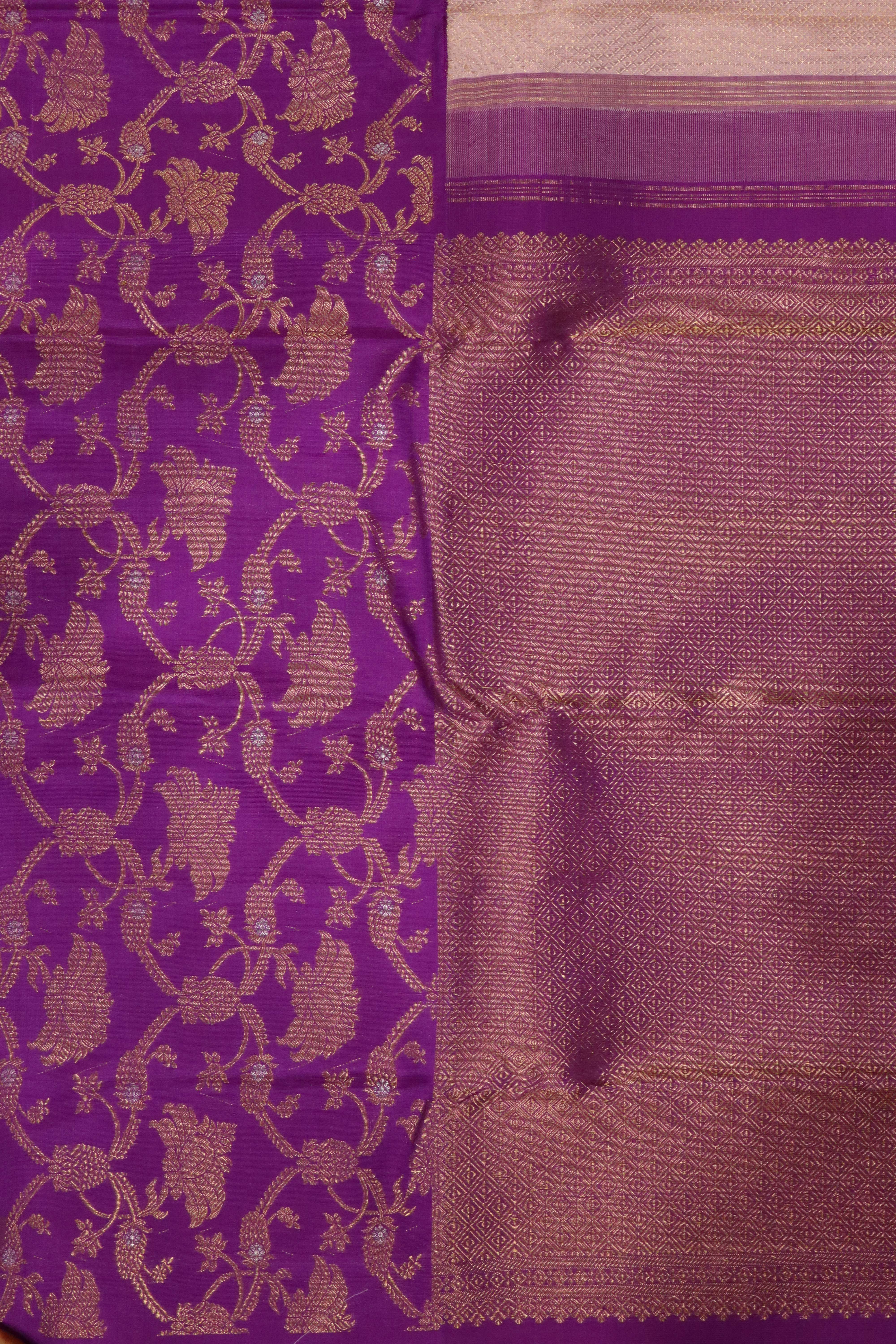 Onion Pink Kanchipuram Silk Saree with Self Zari Weaving and Contrast Zari Jaal Border