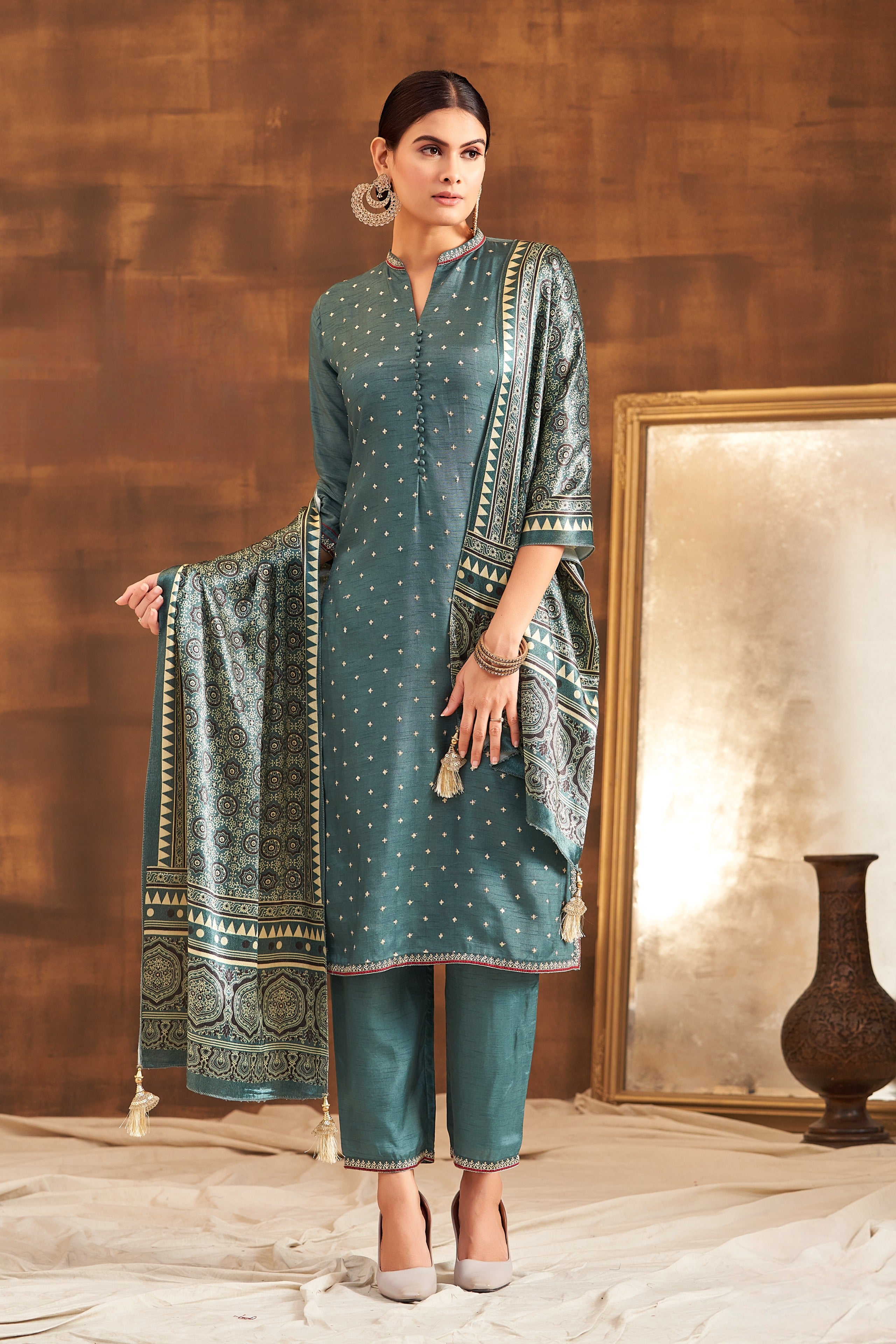 Rama Raw Silk Kurta Set with Ajrakh Printed Dupatta