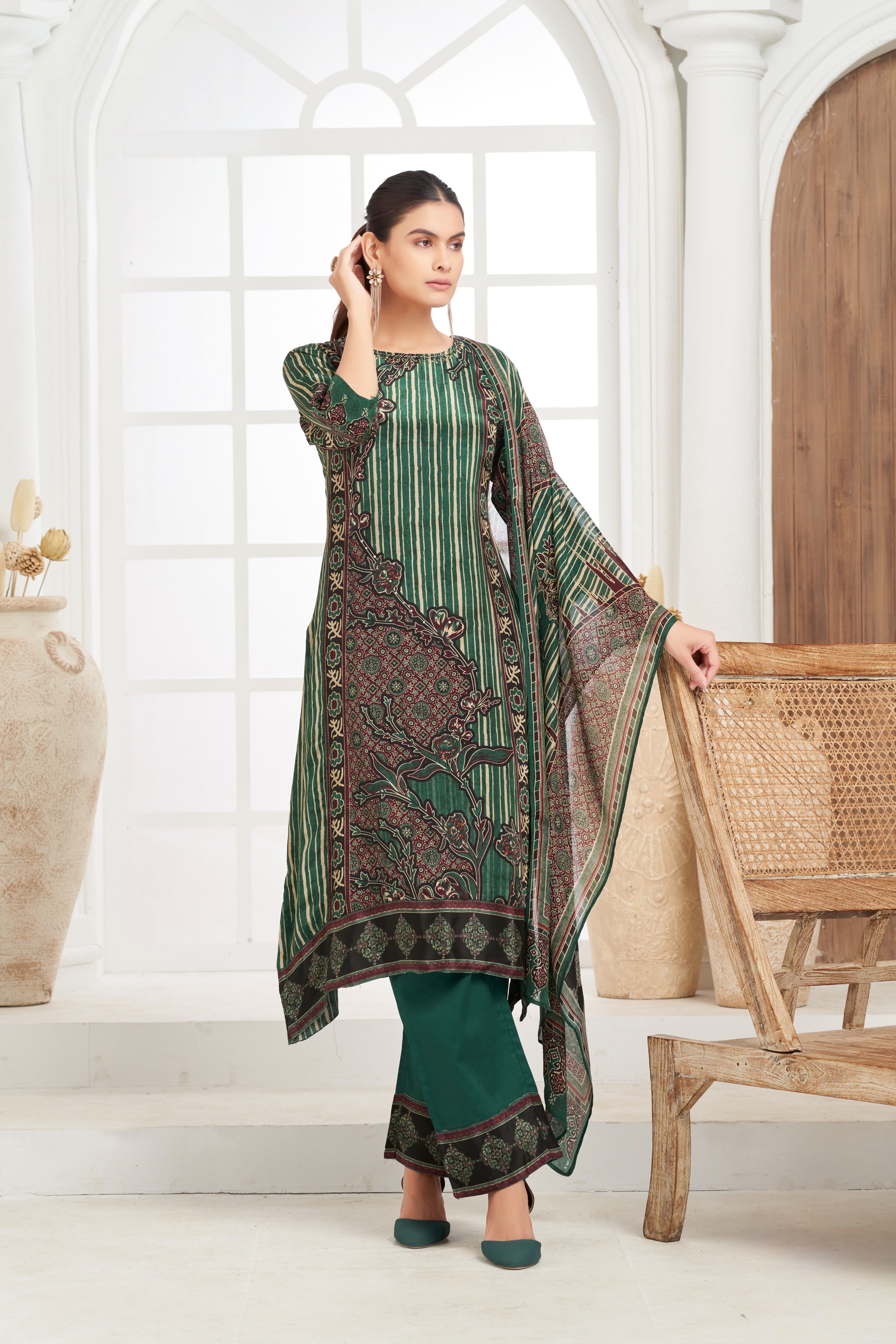 Emerald Green Kurta Set with Heritage Printed Dupatta