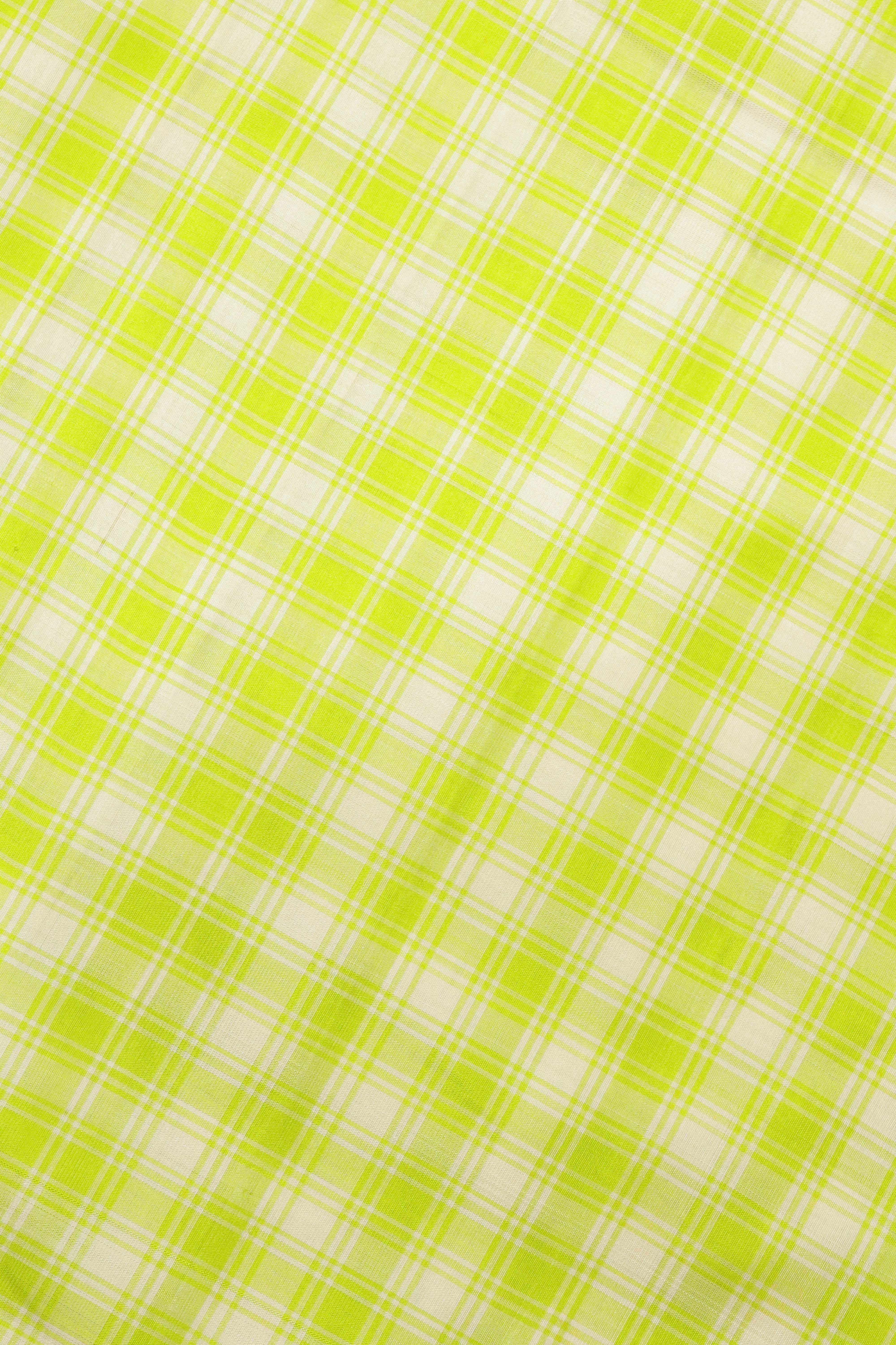 Green Kanchipuram Silk Saree with All-Over Checks & Contrast Silk Border