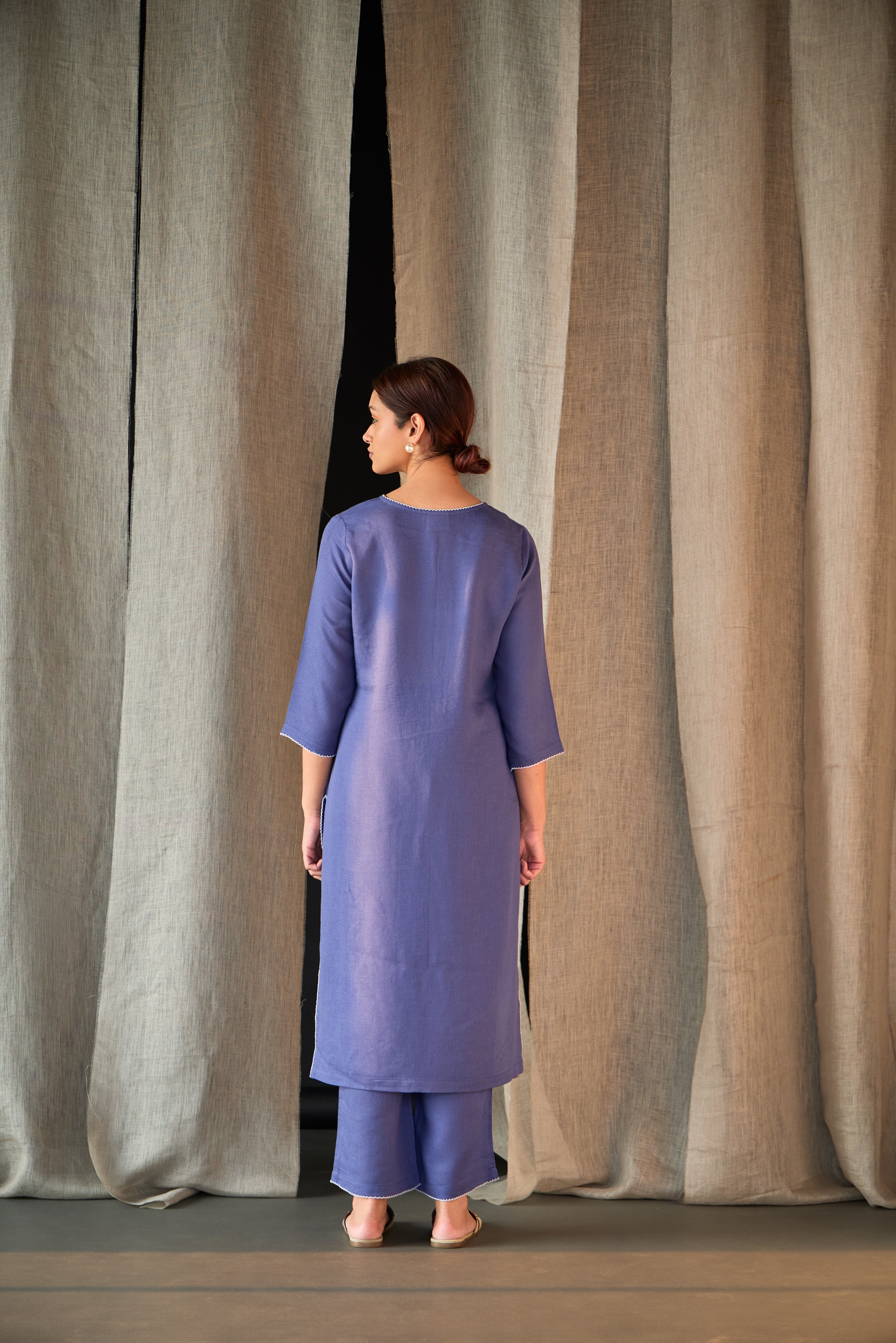 Dusk Linen Applique Kurta Set - Mokshaa