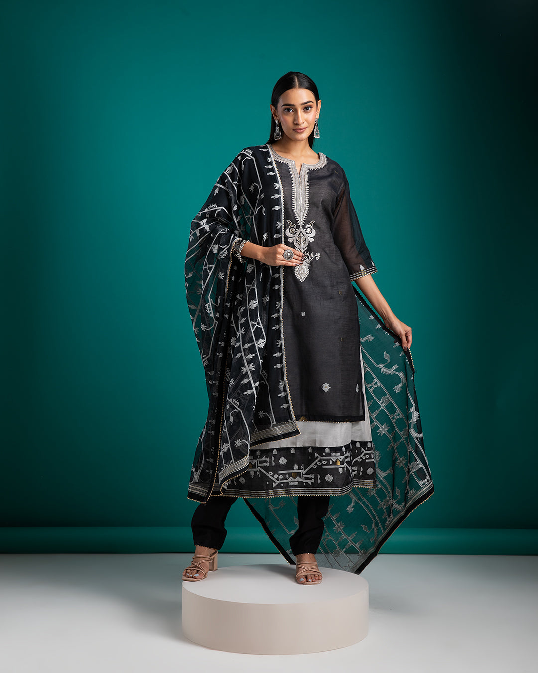 Black and White Kurta Set - Mokshaa