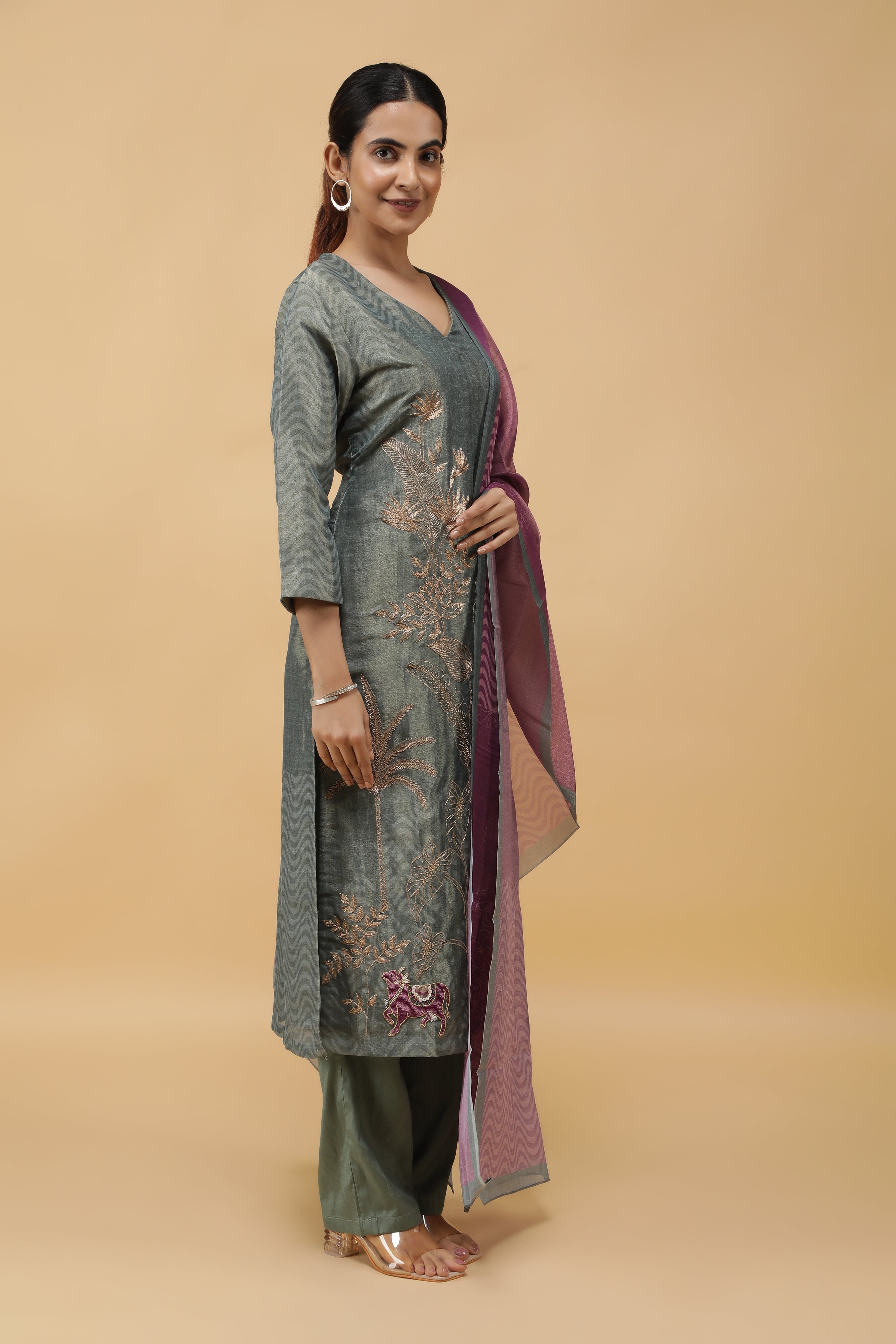 Botanical Bliss Zari-Pearl Embroidered Printed Tissue Salwar Set