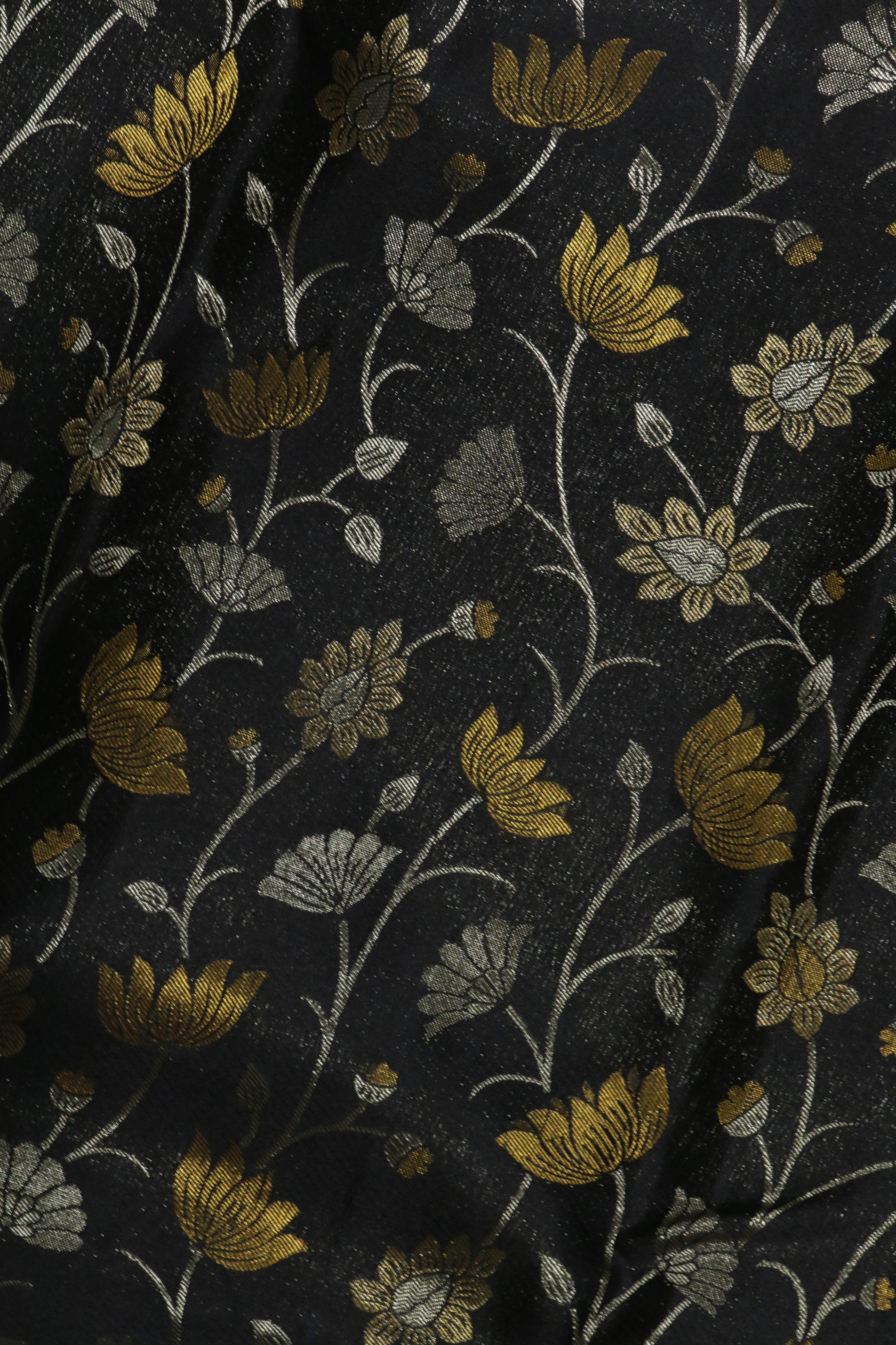 Black Floral Jaal Kanchivaram Silk Saree