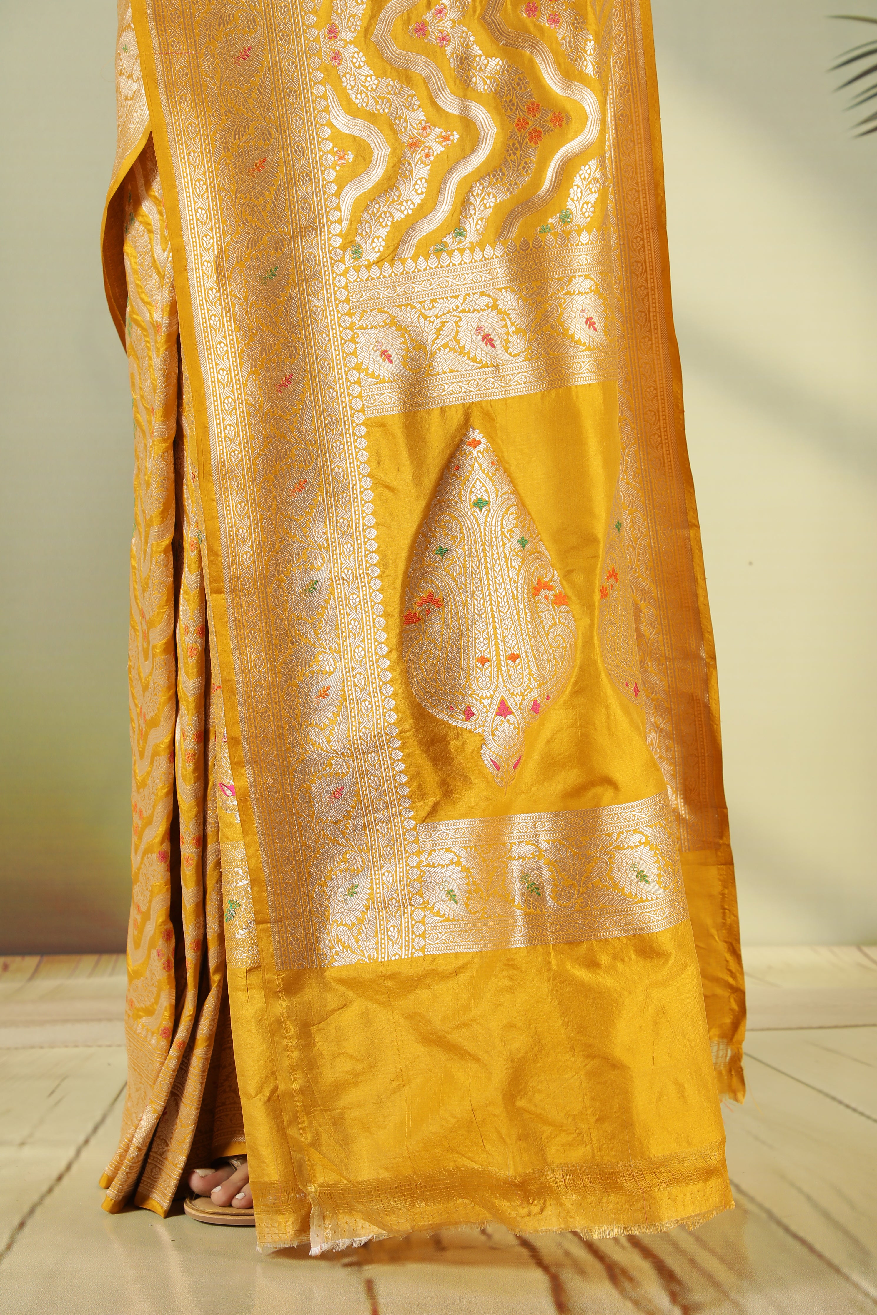 Mustard Banarasi Silk Saree with Zari Weaving & Multicolor Thread Butti