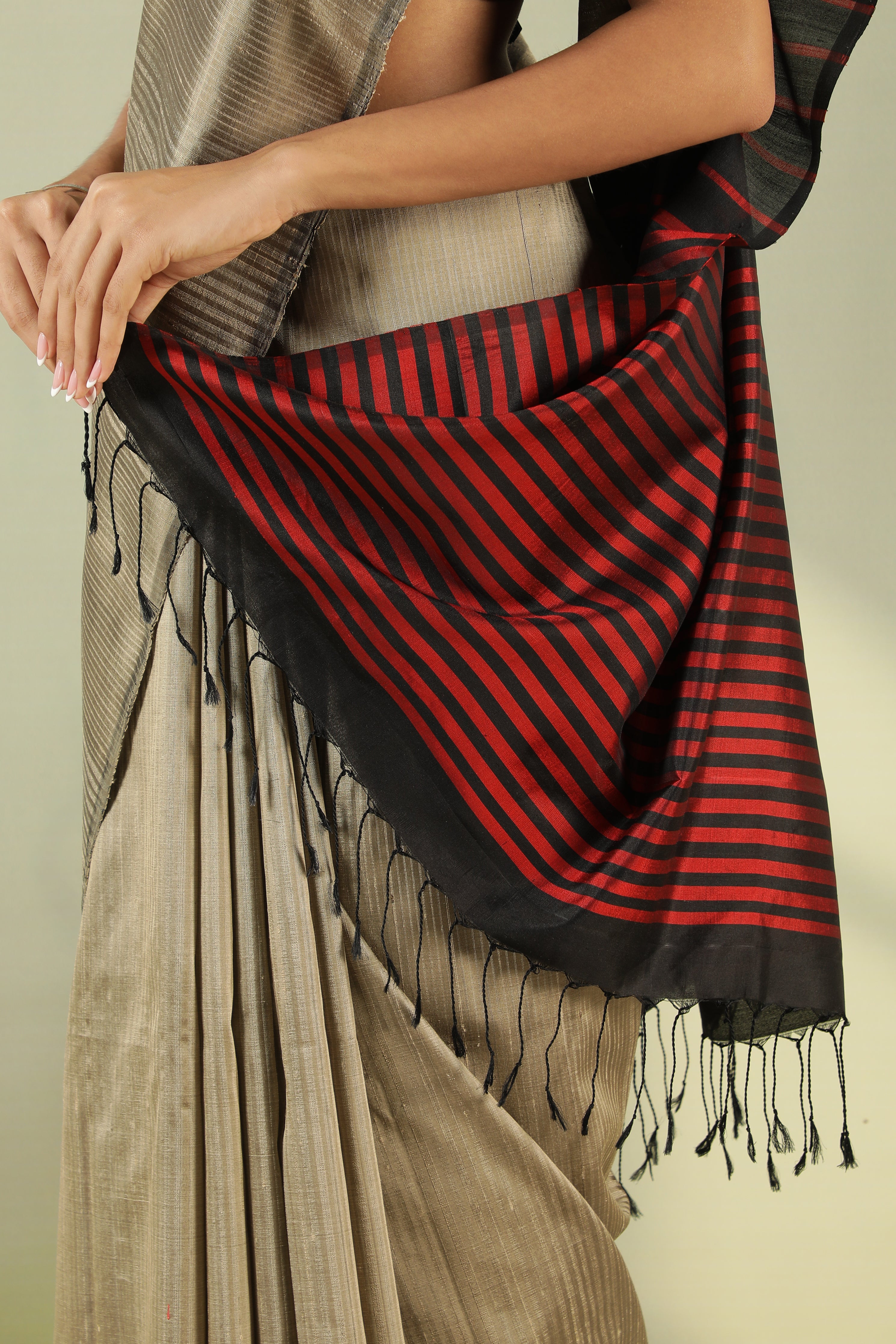 Grey Soft Silk Saree with Contrast Pallu