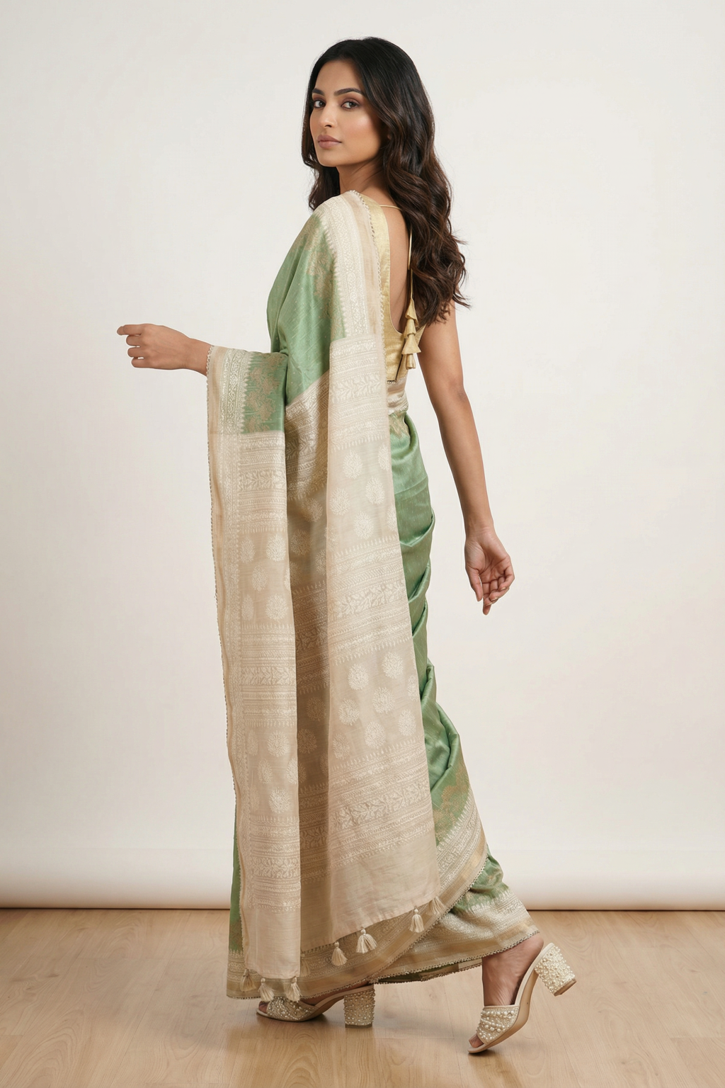 Light Green Linen Tussar Saree with Zari Motifs & Elegant Zari Thread Border