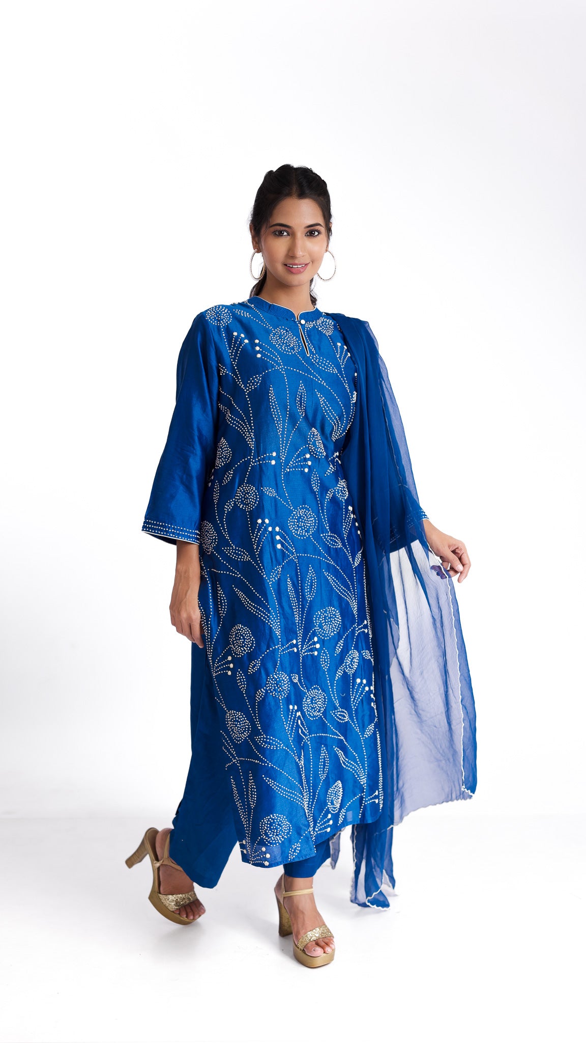 Blue silk kurta set - Mokshaa