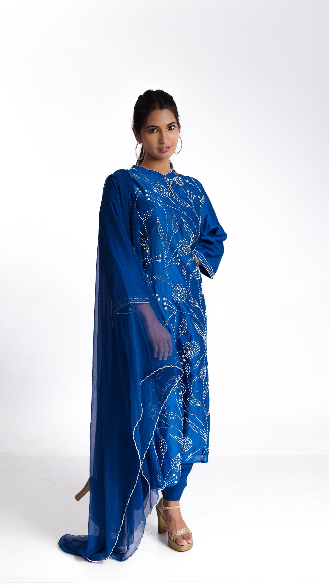 Blue silk kurta set - Mokshaa