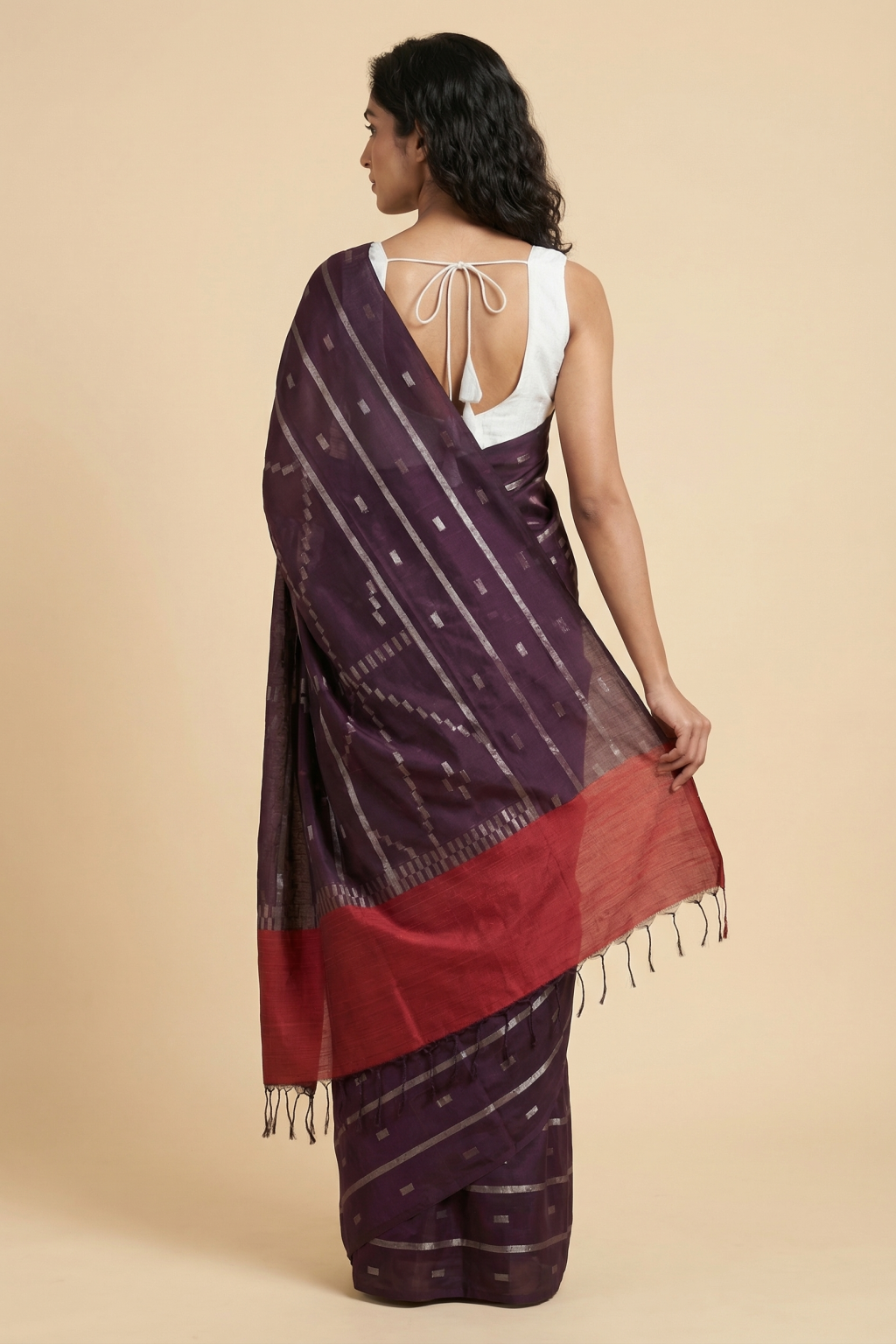 Purple Soft Silk Saree with Geometrical Jaal & Contrast Pallu