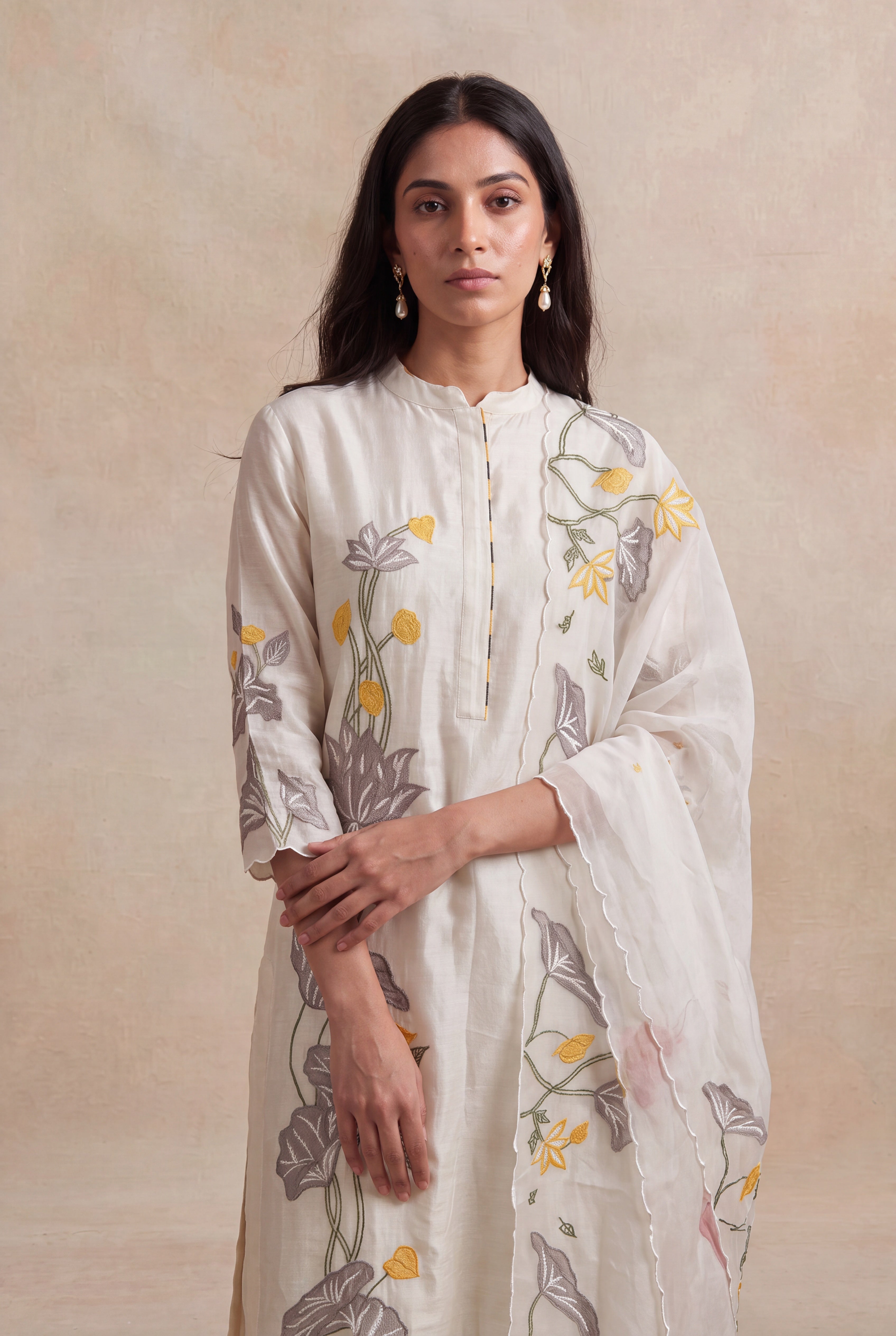 Off-White Chanderi Cotton Salwar Set with Floral Embroidery