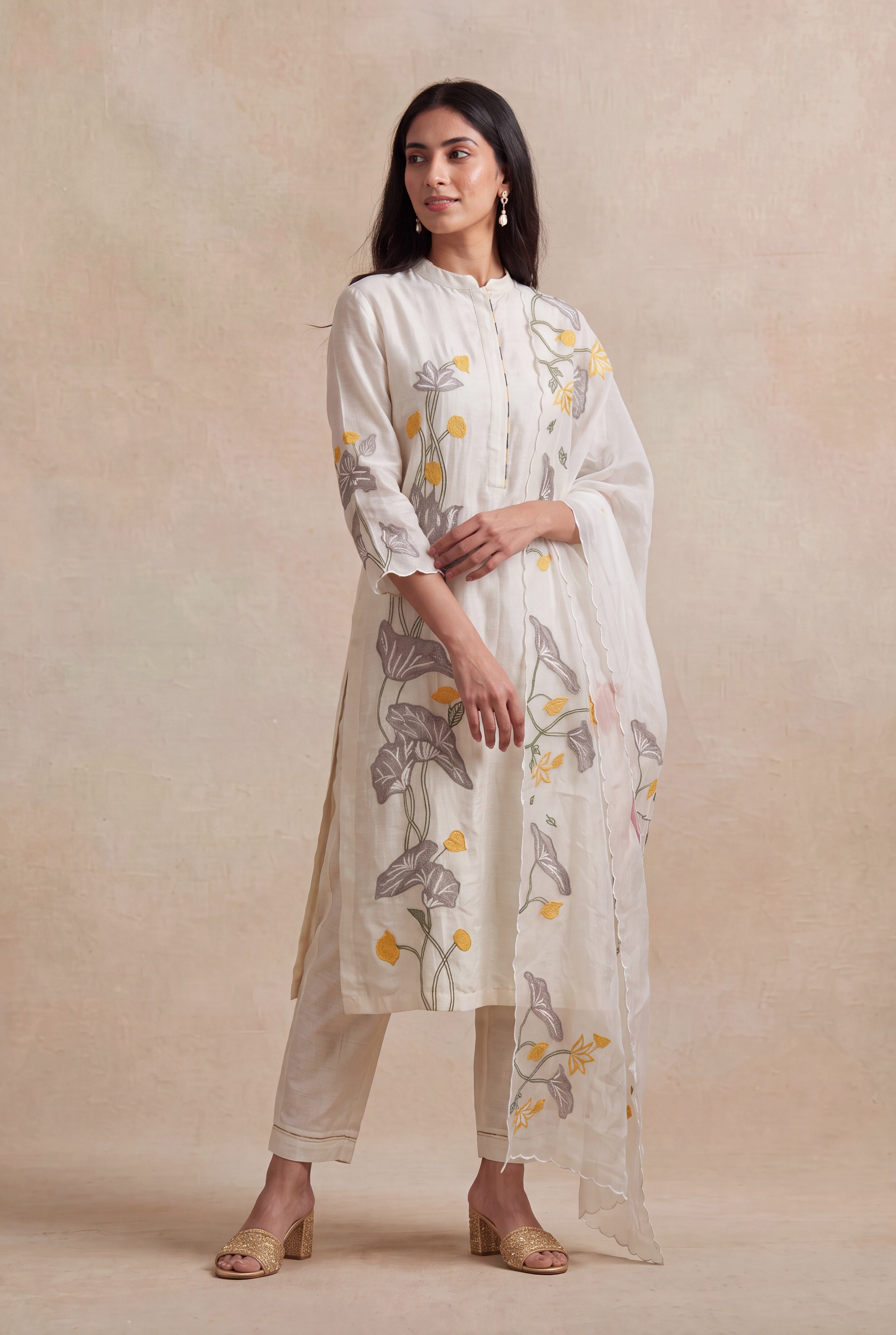 Off-White Chanderi Cotton Salwar Set with Floral Embroidery