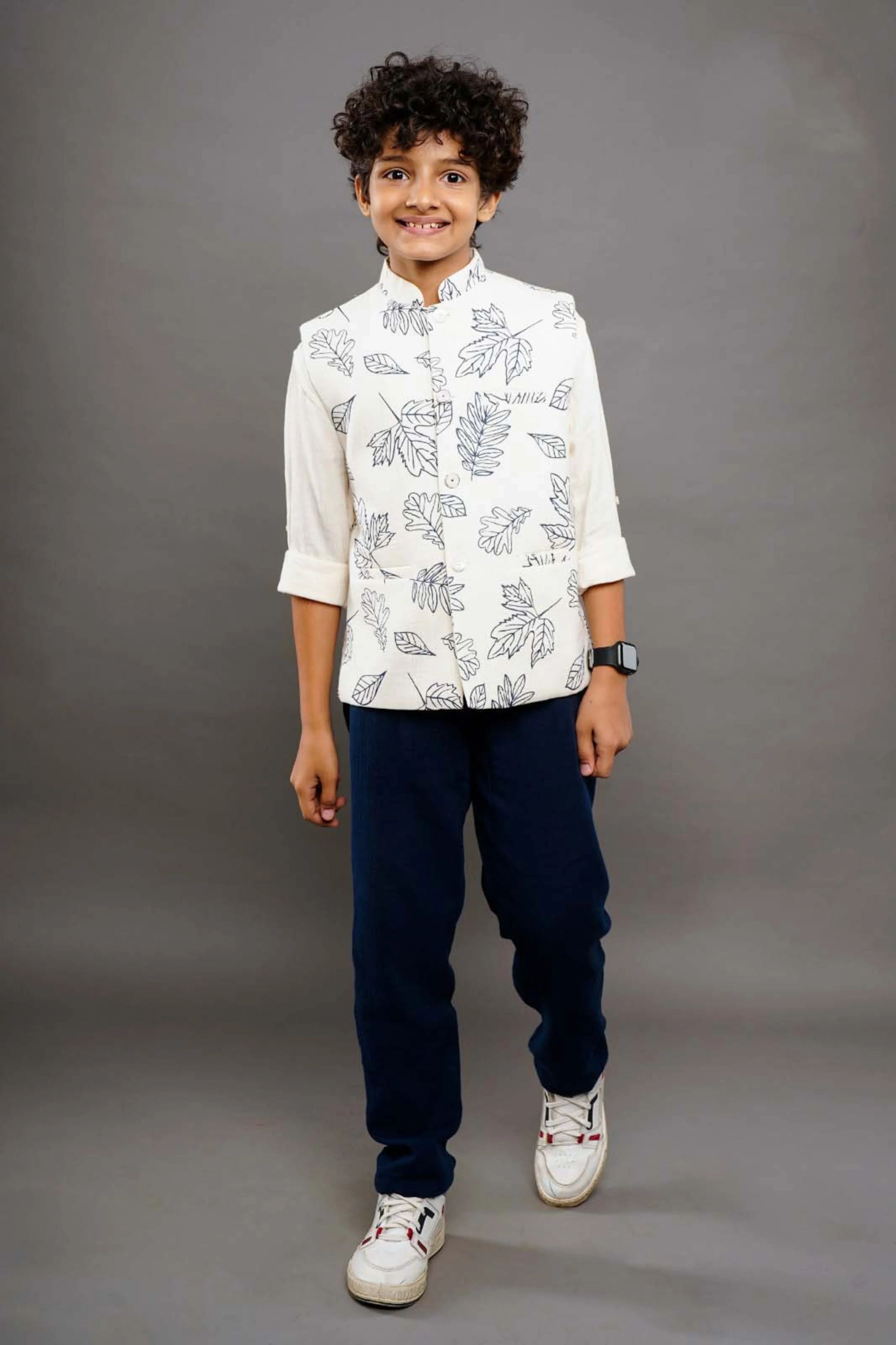 Boys White Printed Bandi Shirt Set - Mokshaa